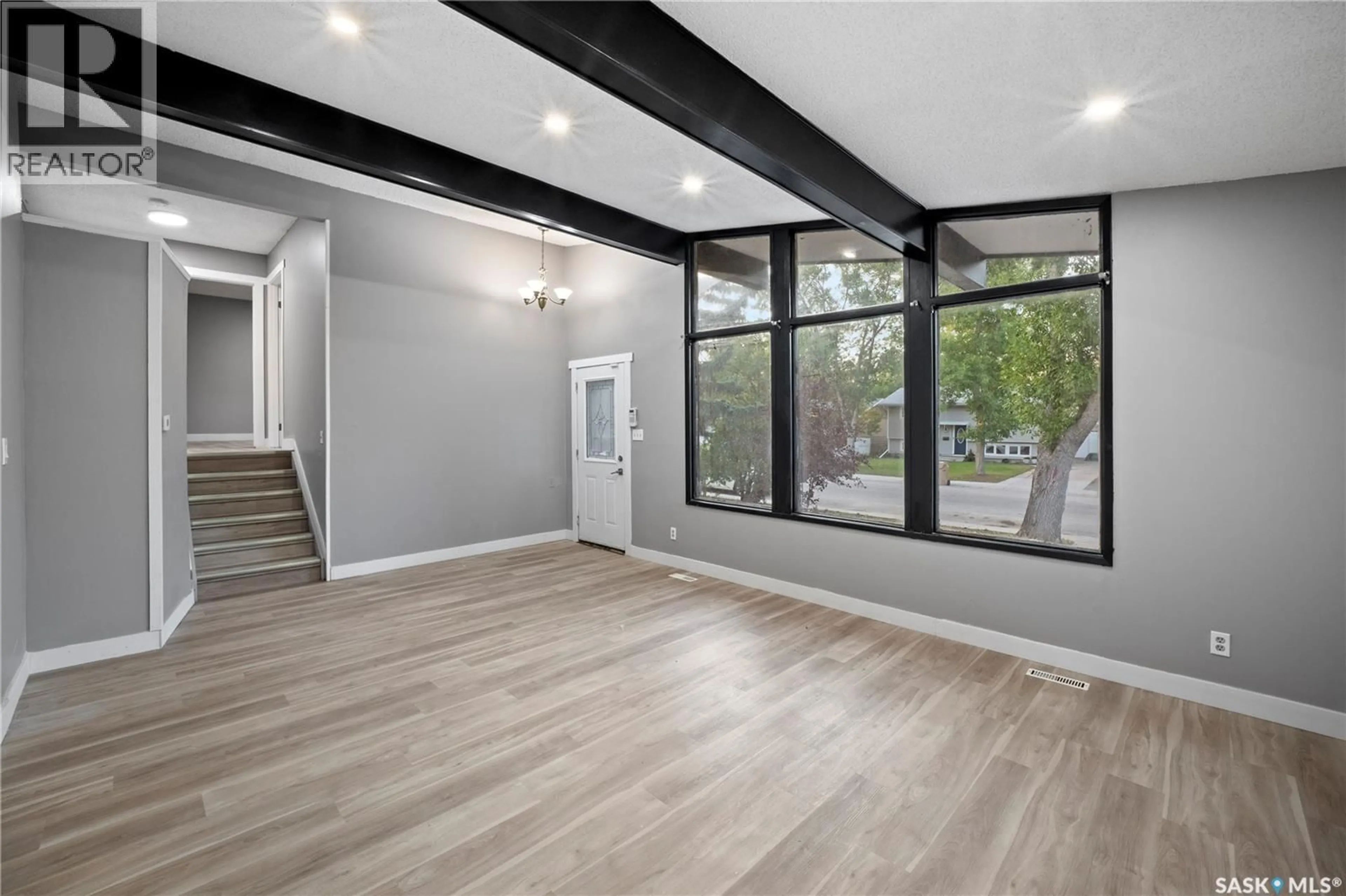 Unknown for 2225 BEDFORD AVENUE, Regina Saskatchewan S4N0H1