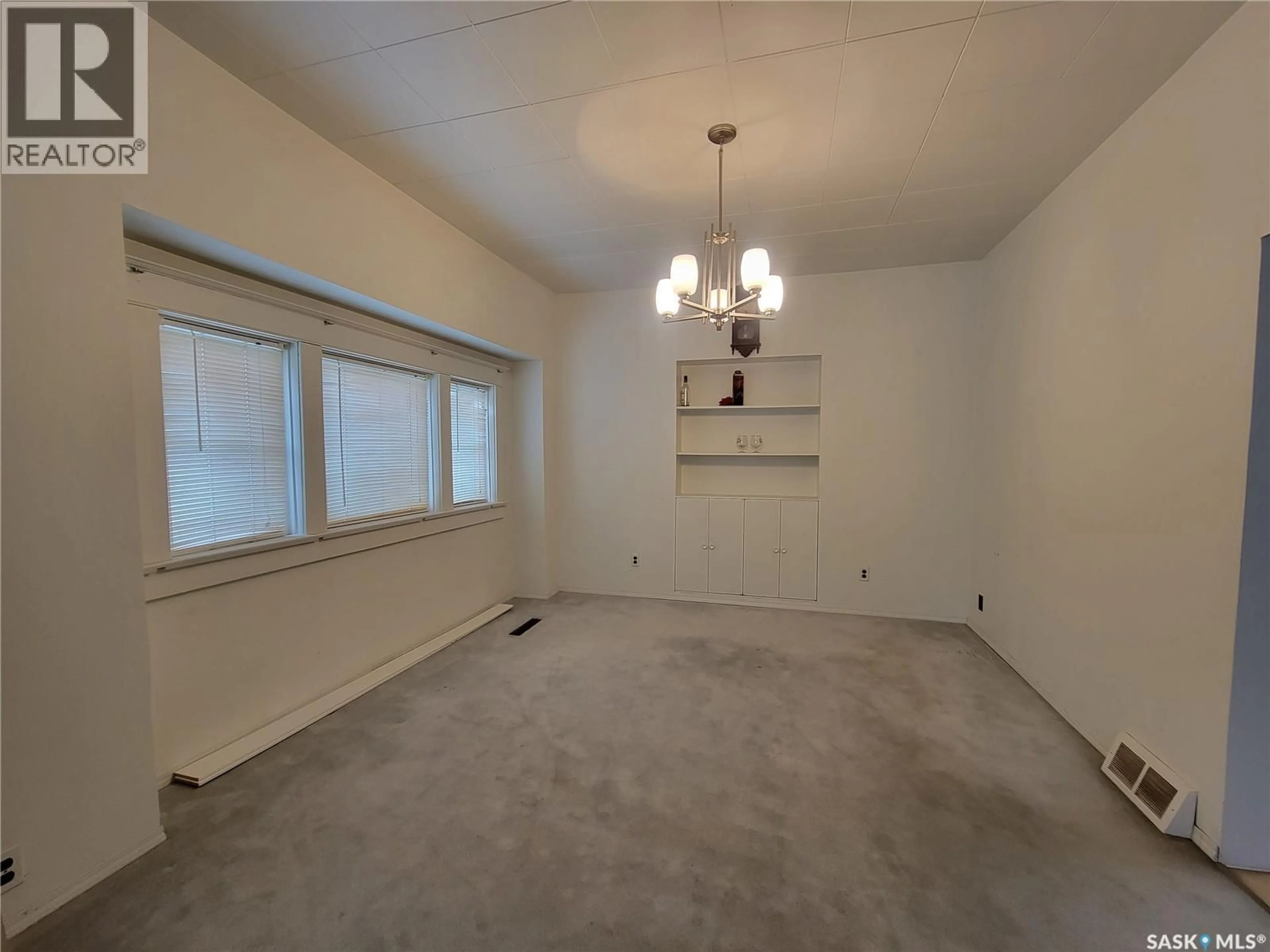 A pic of a room for 411 1ST STREET, Wilkie Saskatchewan S0K4W0