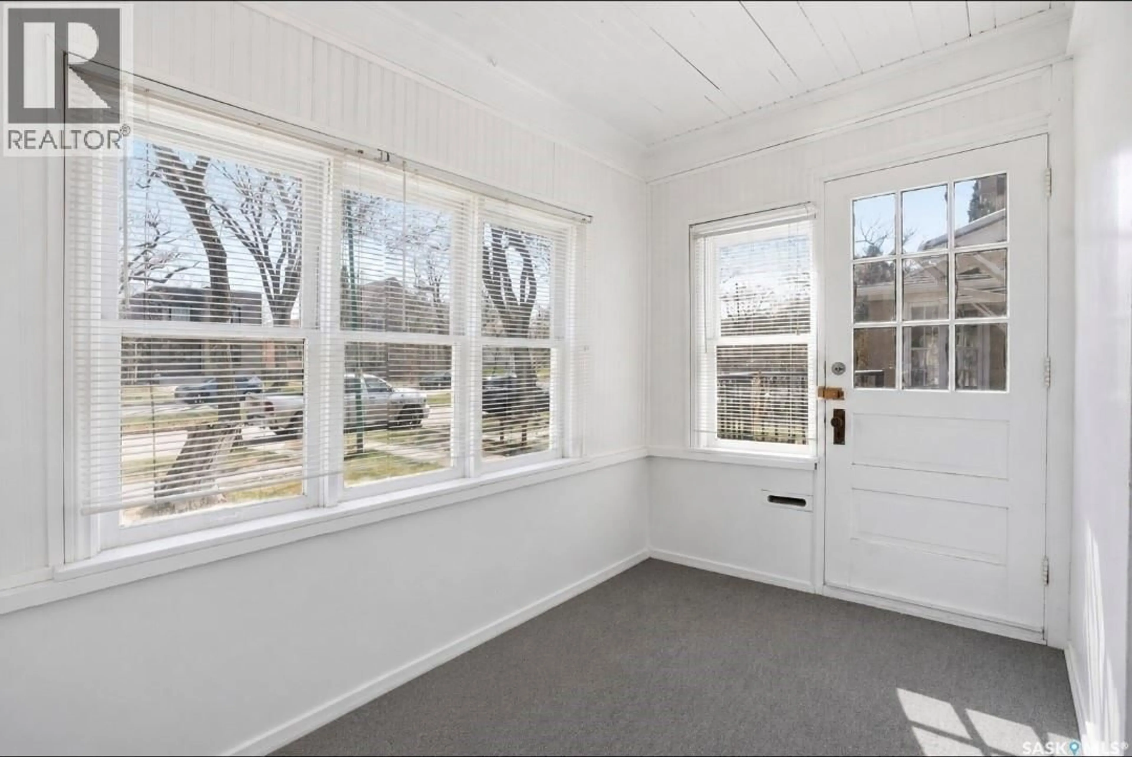 A pic of a room for 610 ALBERT AVENUE, Saskatoon Saskatchewan S7N1G7