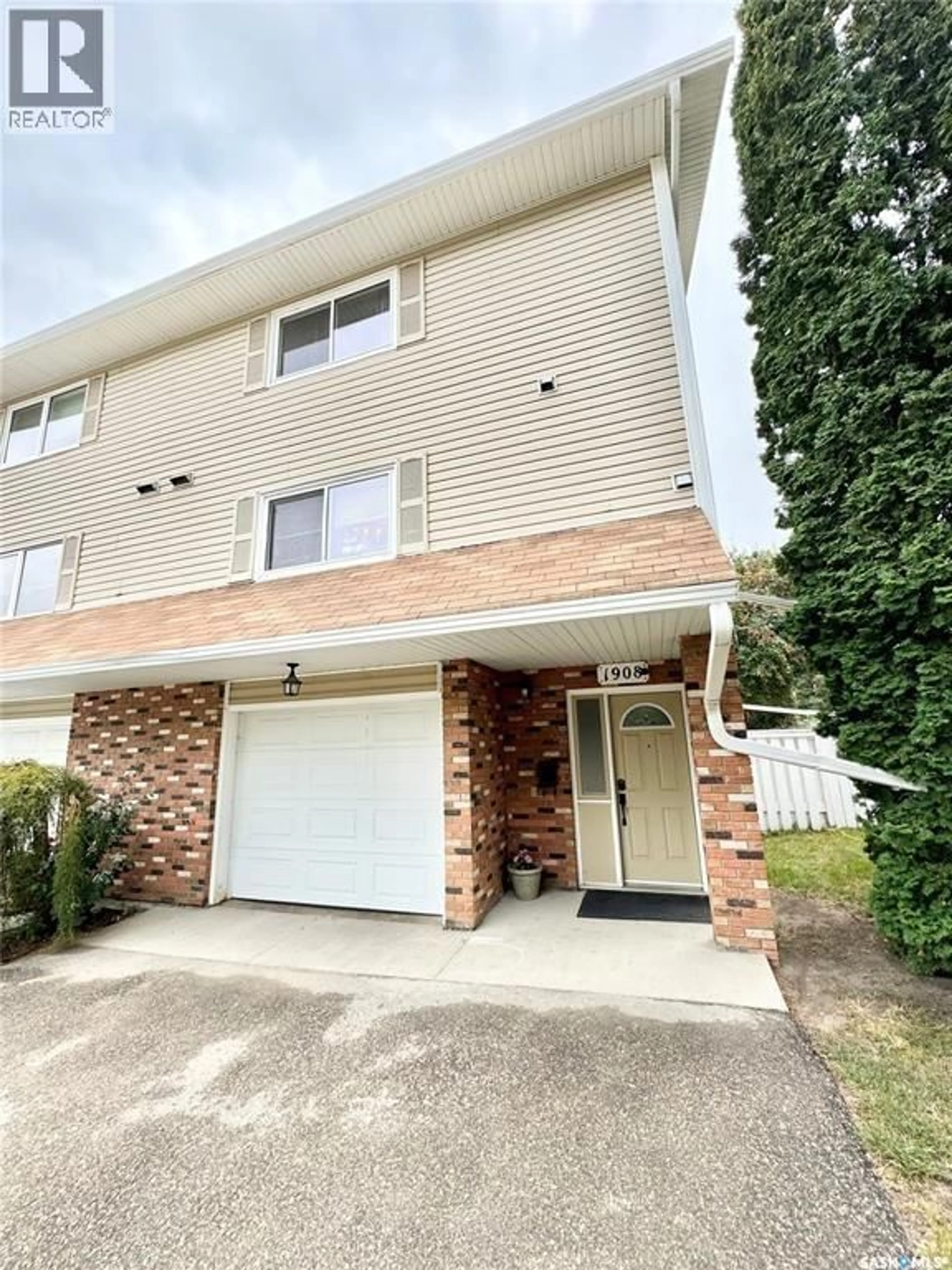 Unknown for 1908 3RD AVENUE, Prince Albert Saskatchewan S6V6P6