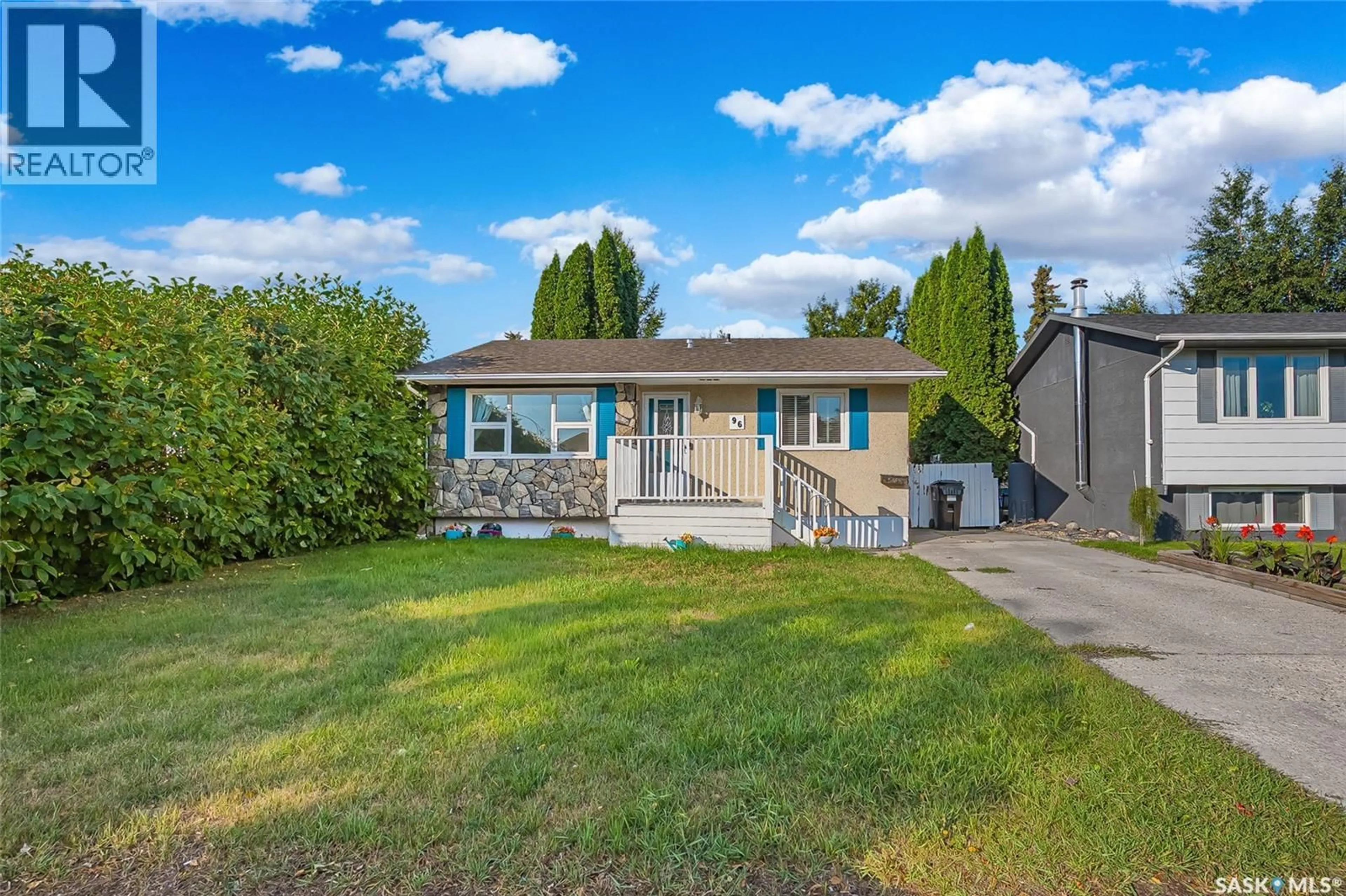 Home with vinyl exterior material, street for 96 PATTERSON CRESCENT, Saskatoon Saskatchewan S7L4Z9