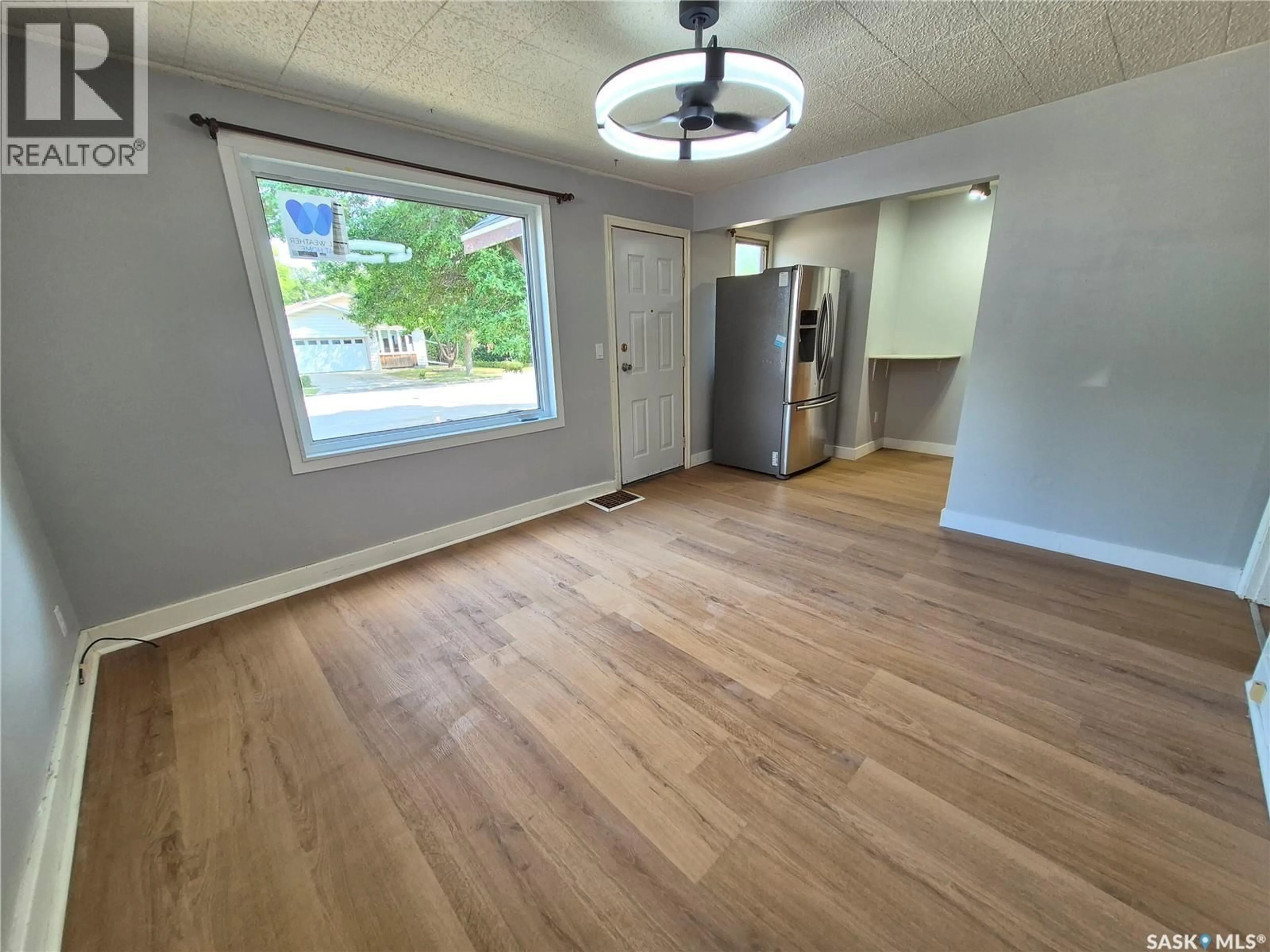 A pic of a room for 111 9TH STREET, Weyburn Saskatchewan S4H1E8