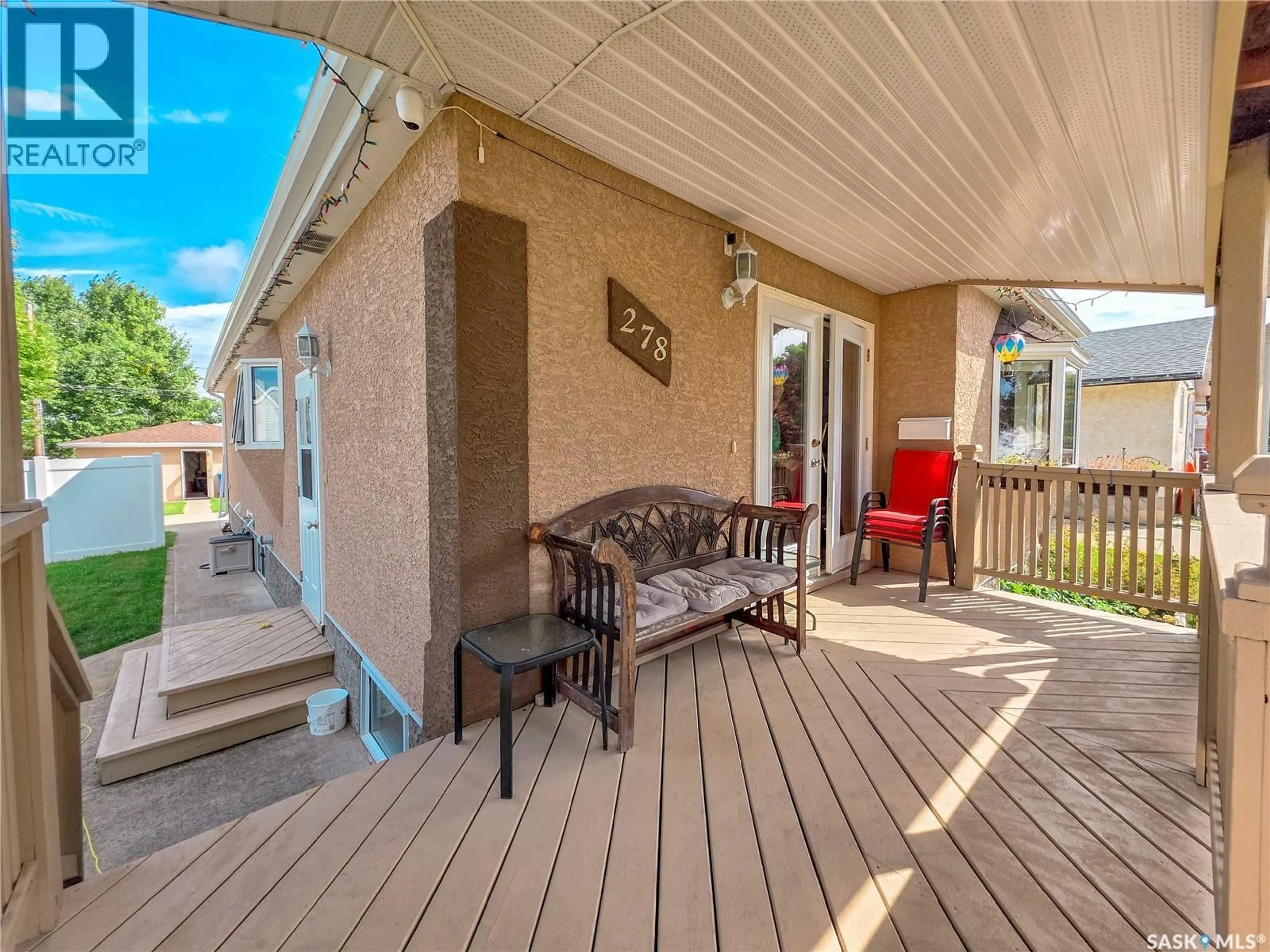 Patio, street for 278 9TH AVENUE, Melville Saskatchewan S0A2P0