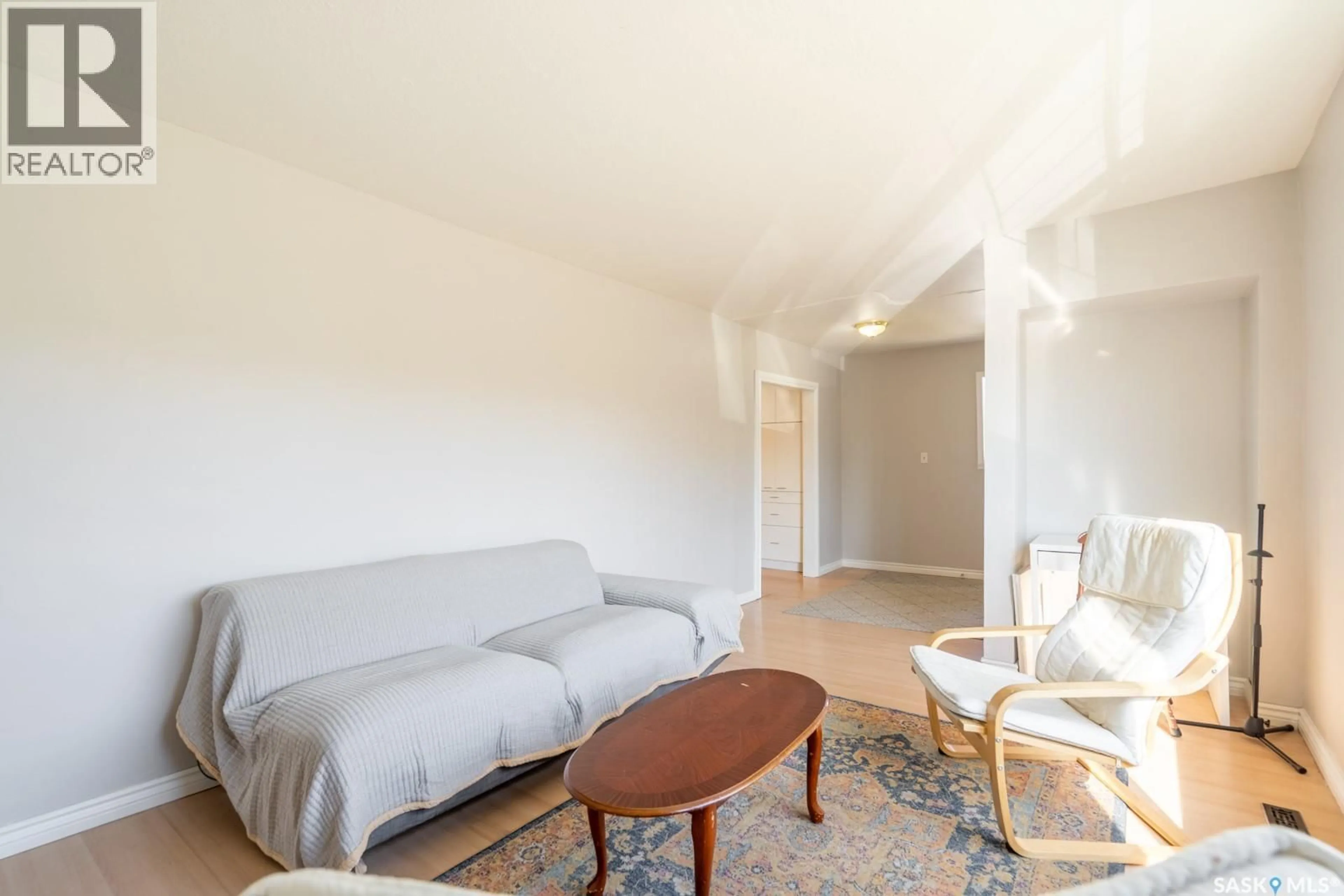 Living room with furniture, unknown for 4510 2ND AVENUE, Regina Saskatchewan S4R0Y4