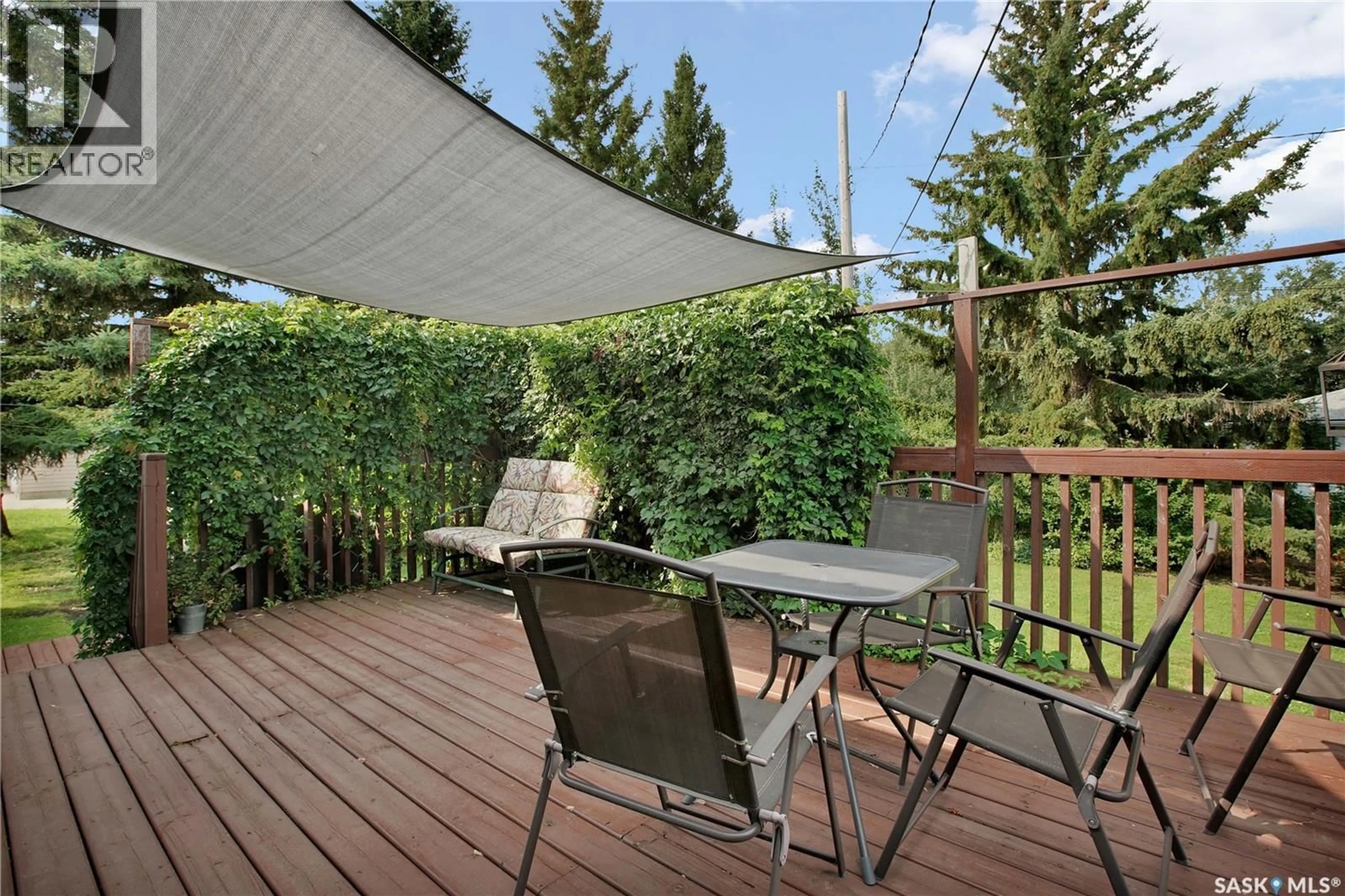 Patio, unknown for 2009 RAILWAY AVENUE, Laird Saskatchewan S0K2H0