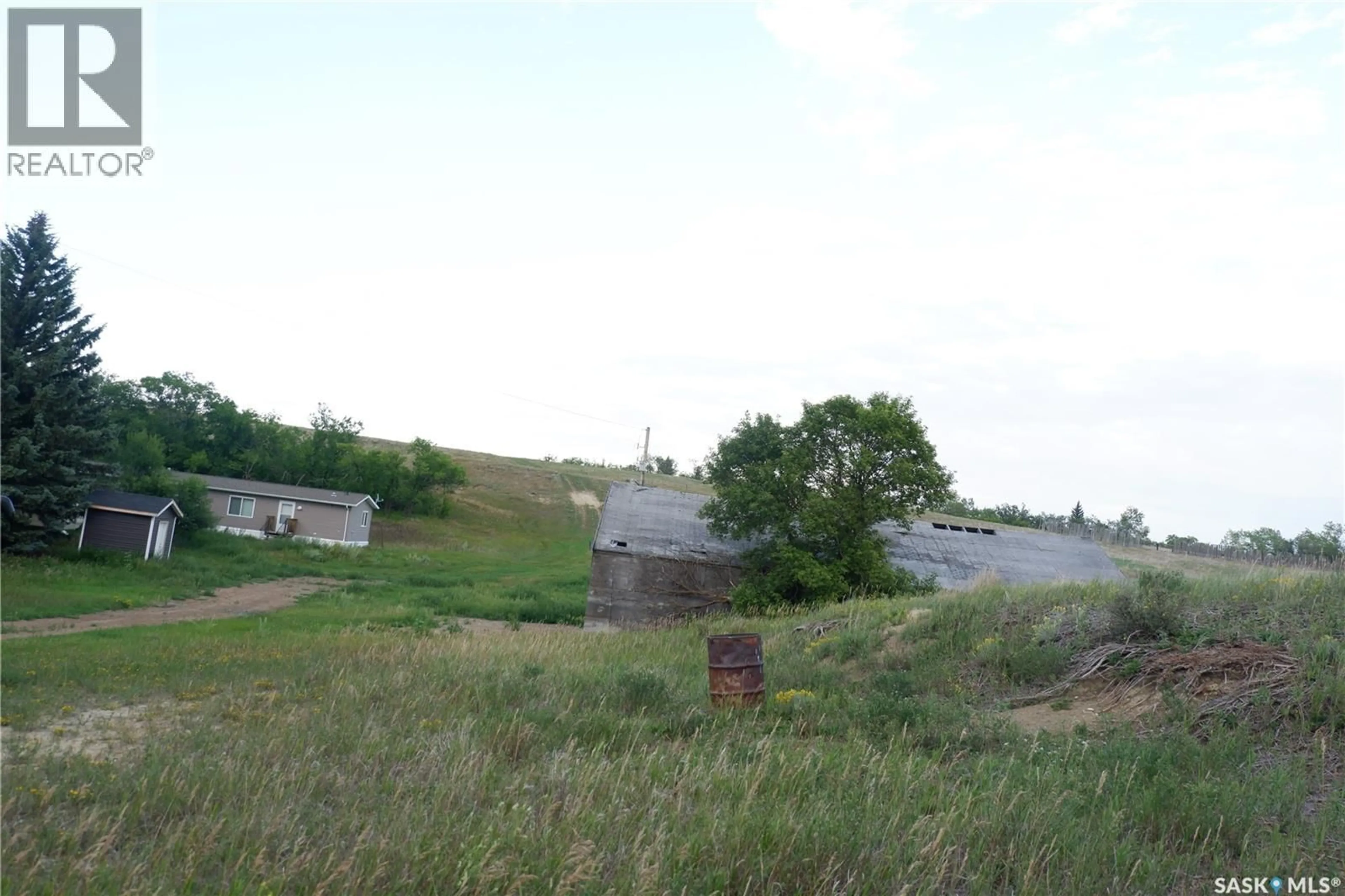 Blurry image for Rayner ACREAGE, Old Post Rm No. 43 Saskatchewan S0H3R0