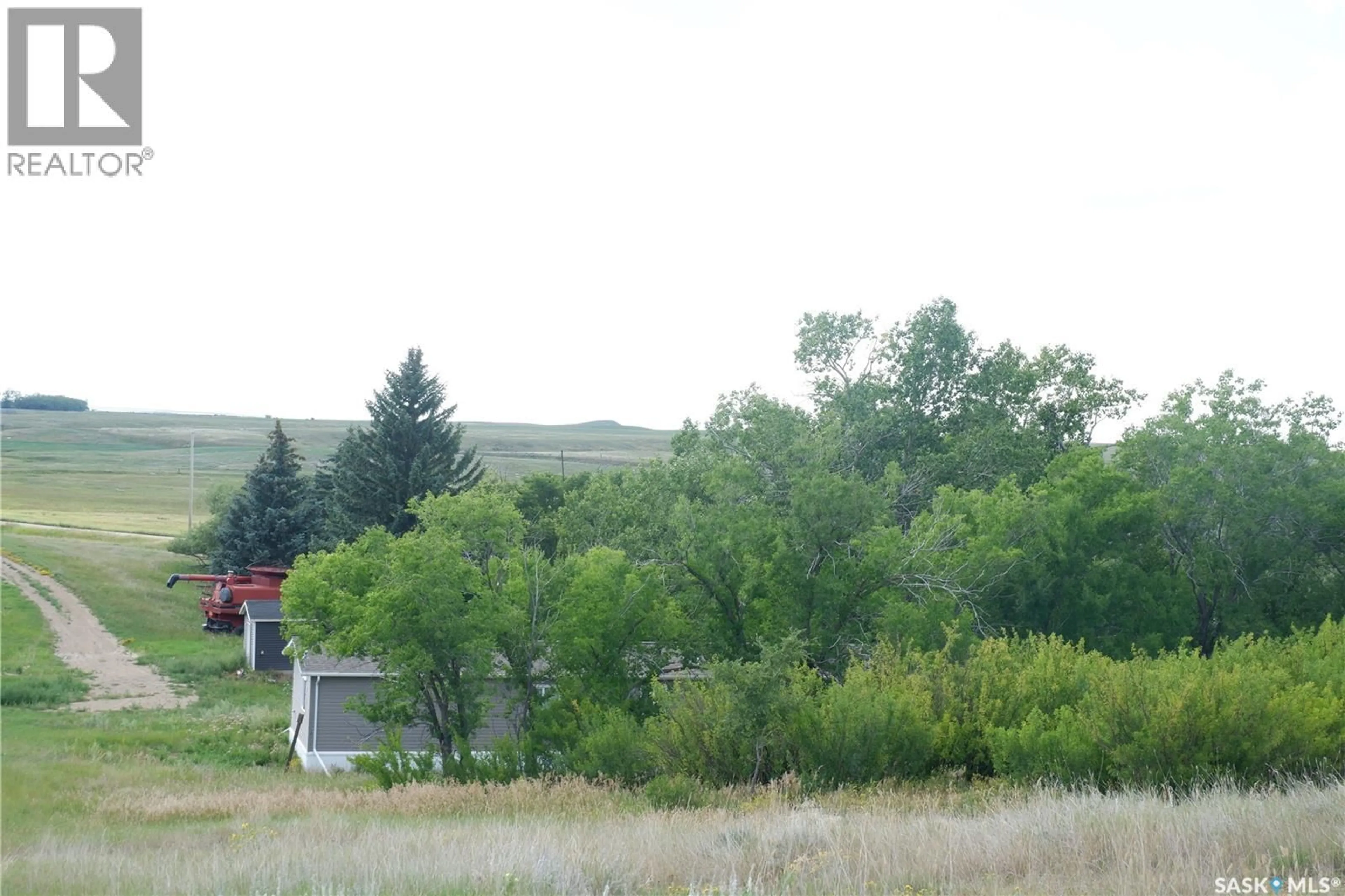Blurry image for Rayner ACREAGE, Old Post Rm No. 43 Saskatchewan S0H3R0