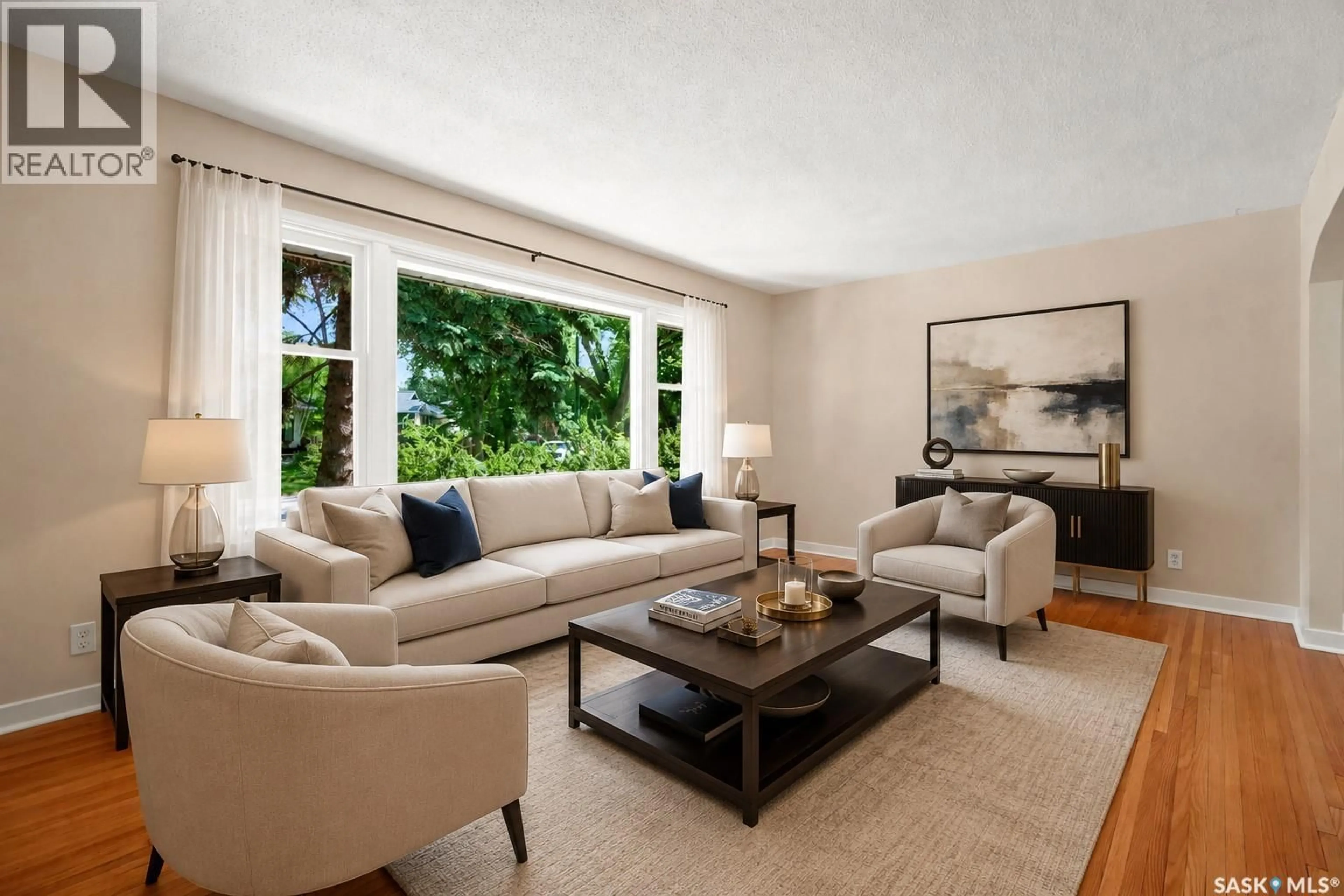 Living room with furniture, unknown for 2928 QUEEN STREET, Regina Saskatchewan S4S2E4