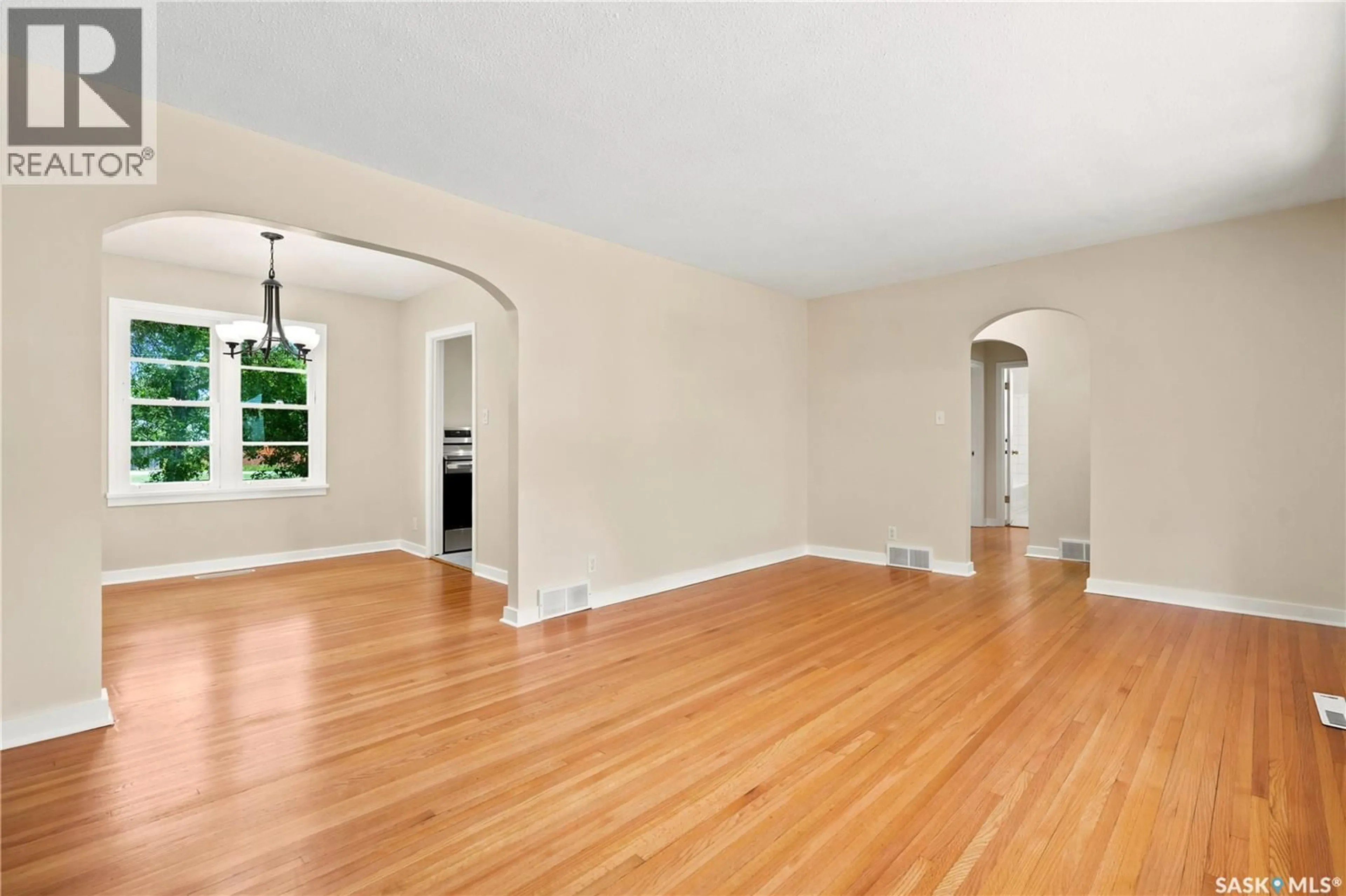 A pic of a room for 2928 QUEEN STREET, Regina Saskatchewan S4S2E4