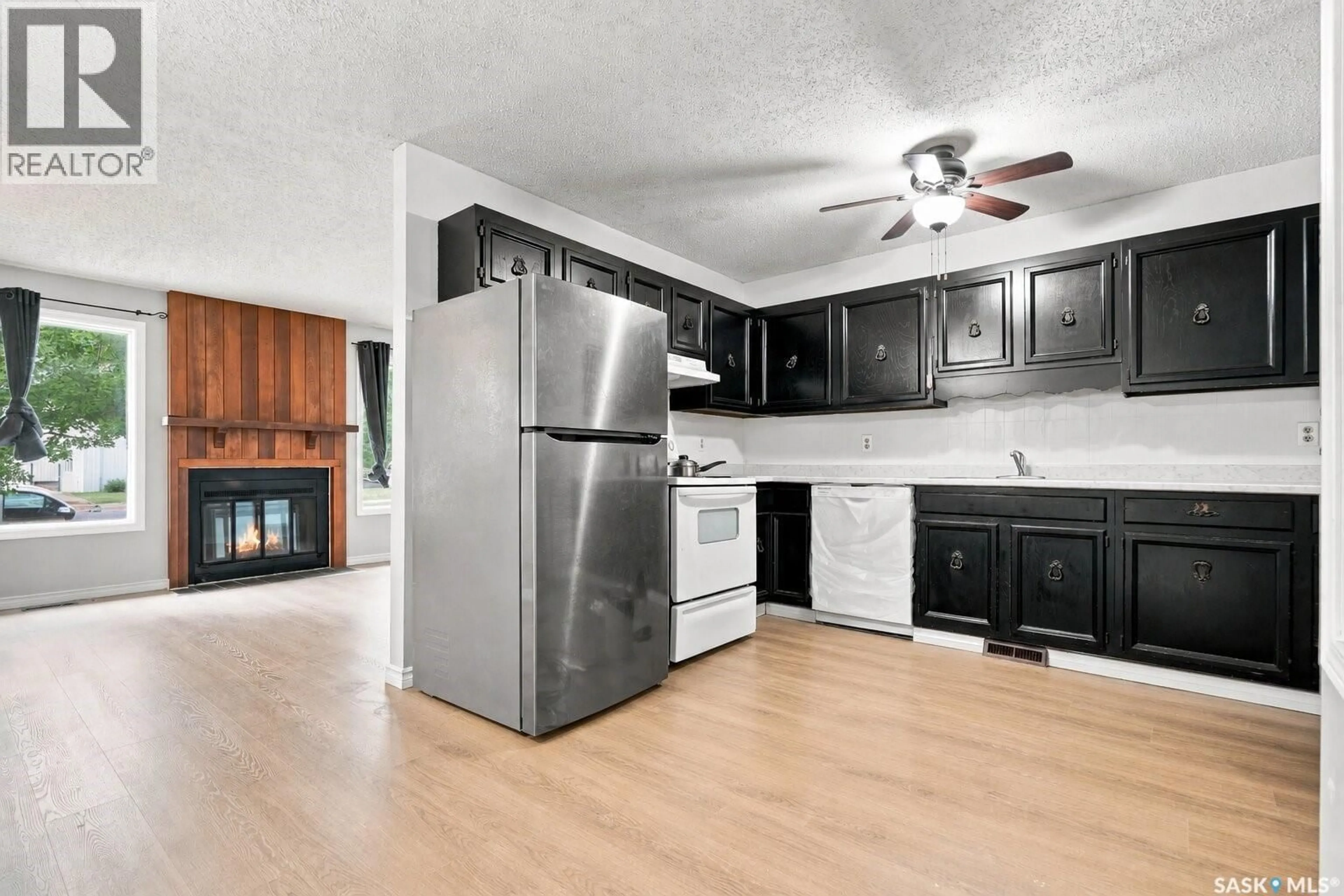 Unknown for 1718 MCKERCHER DRIVE, Saskatoon Saskatchewan S7H5E2