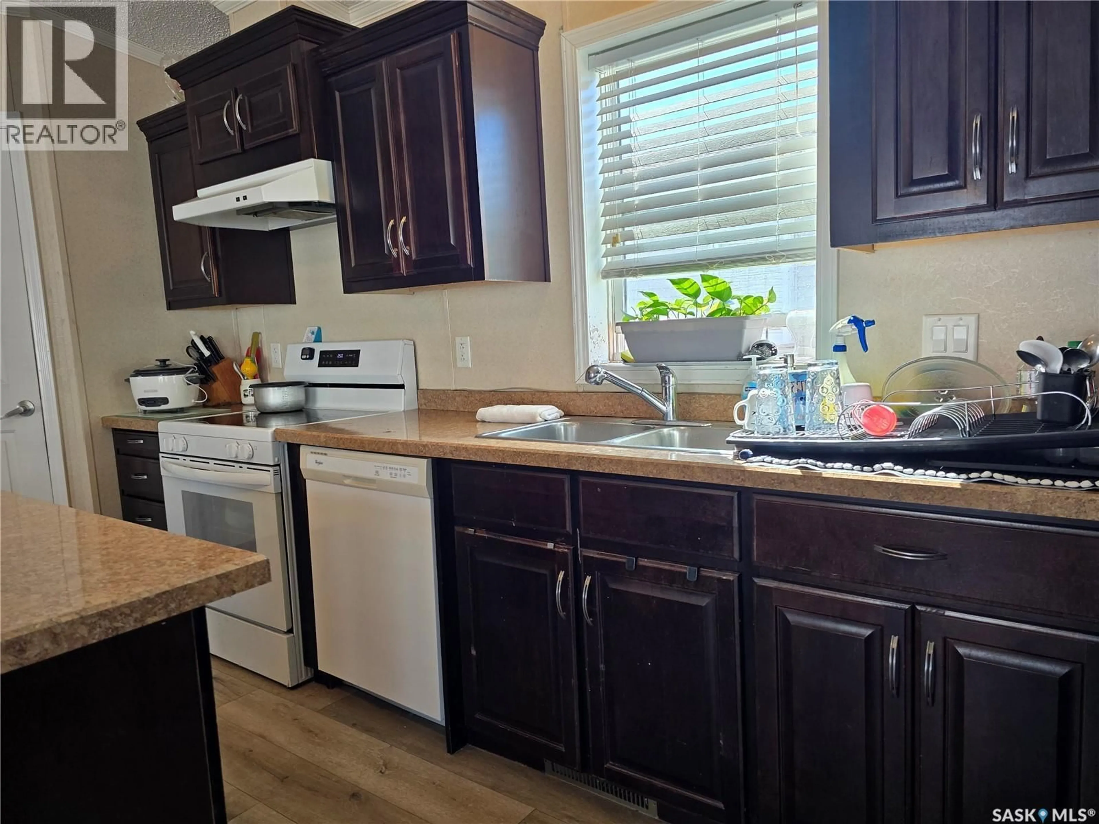Standard kitchen, wood/laminate floor for 210 BROWNLEE STREET, Weyburn Saskatchewan S4H3P4