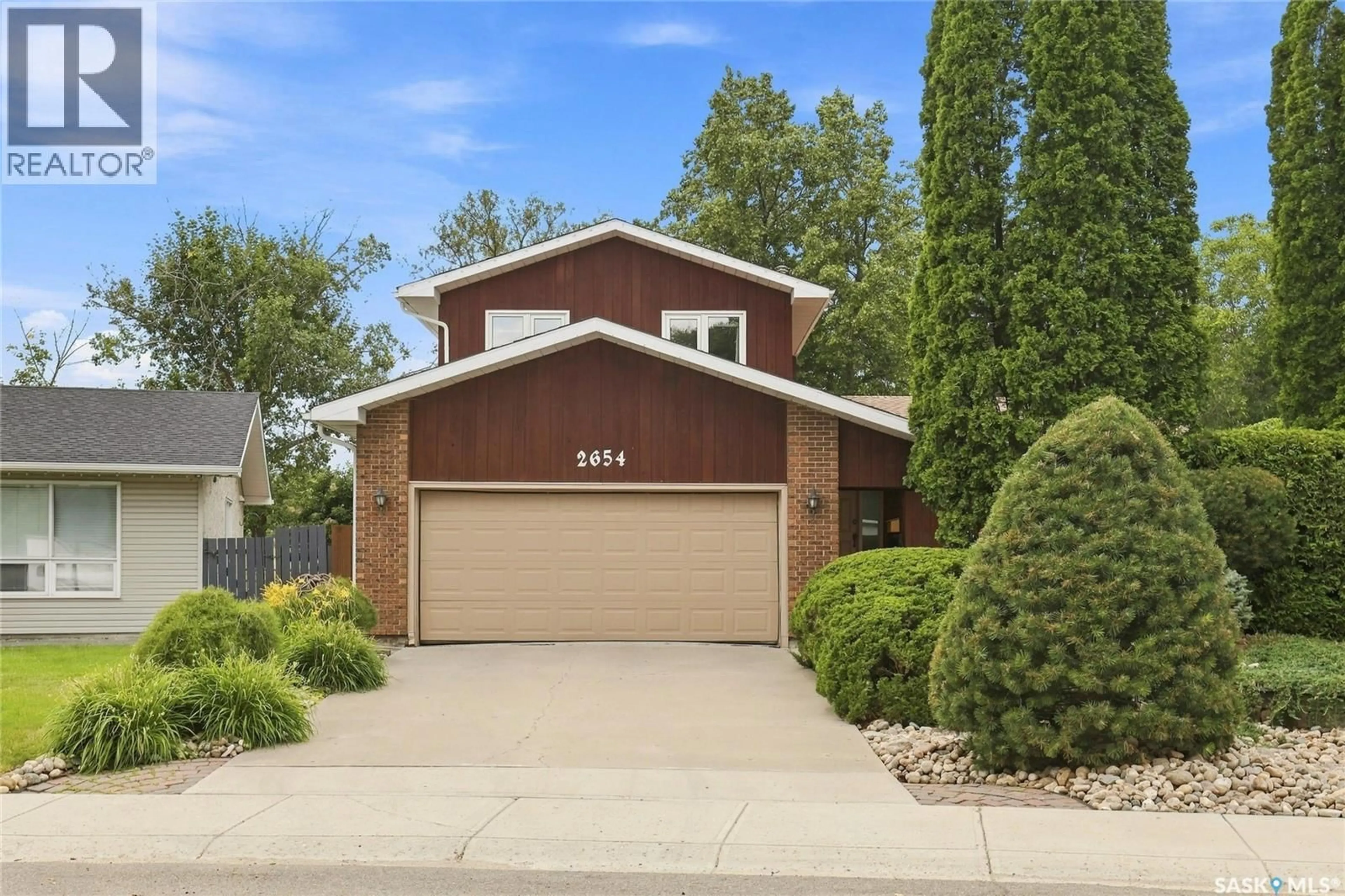 Home with brick exterior material, street for 2654 KLIMAN CRESCENT, Regina Saskatchewan S4V0M2