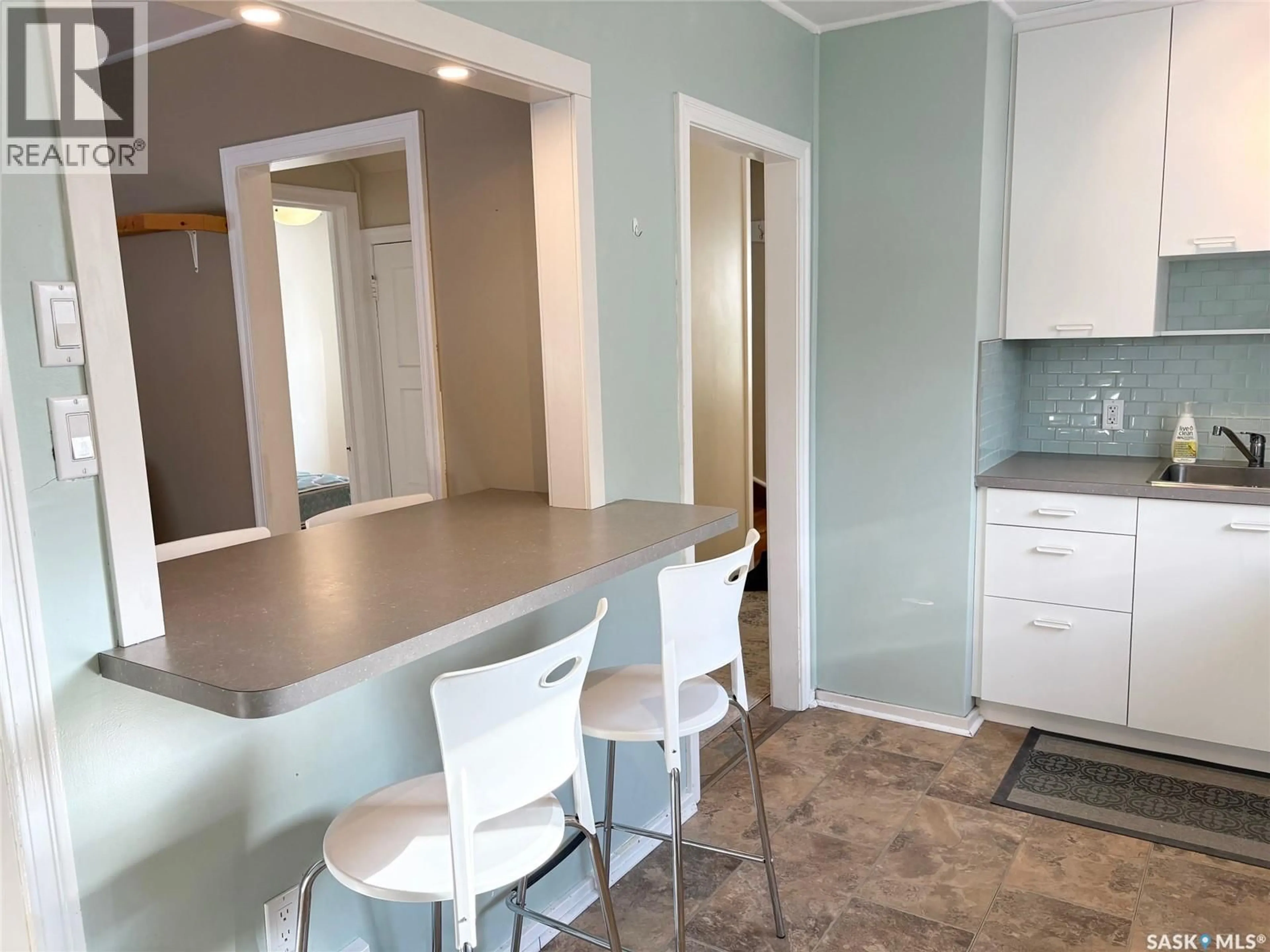 Open concept kitchen, unknown for 113 LAURIER AVENUE, Yorkton Saskatchewan S3N1V1