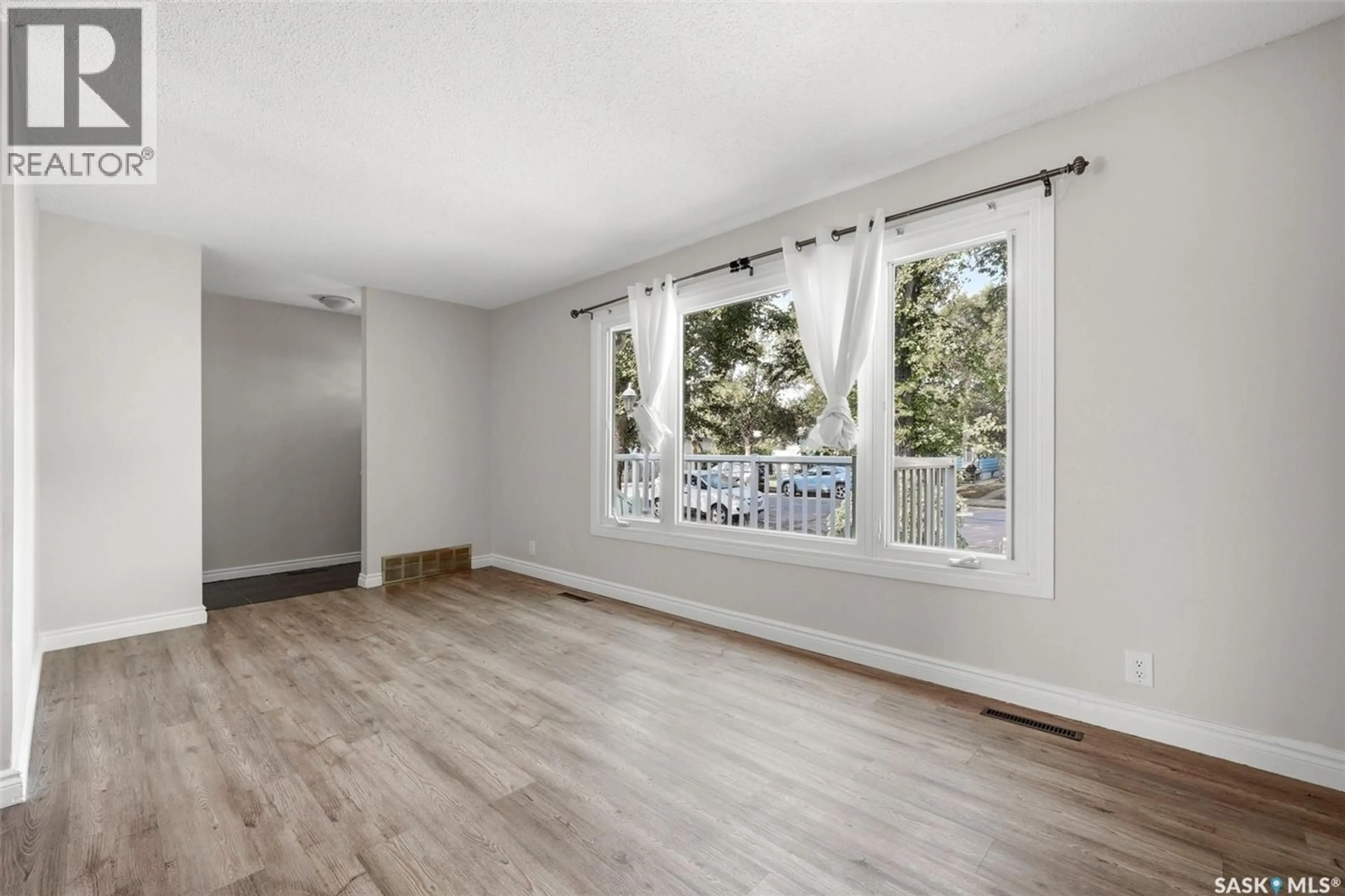 A pic of a room for 455 FROOM CRESCENT, Regina Saskatchewan S4N1T5