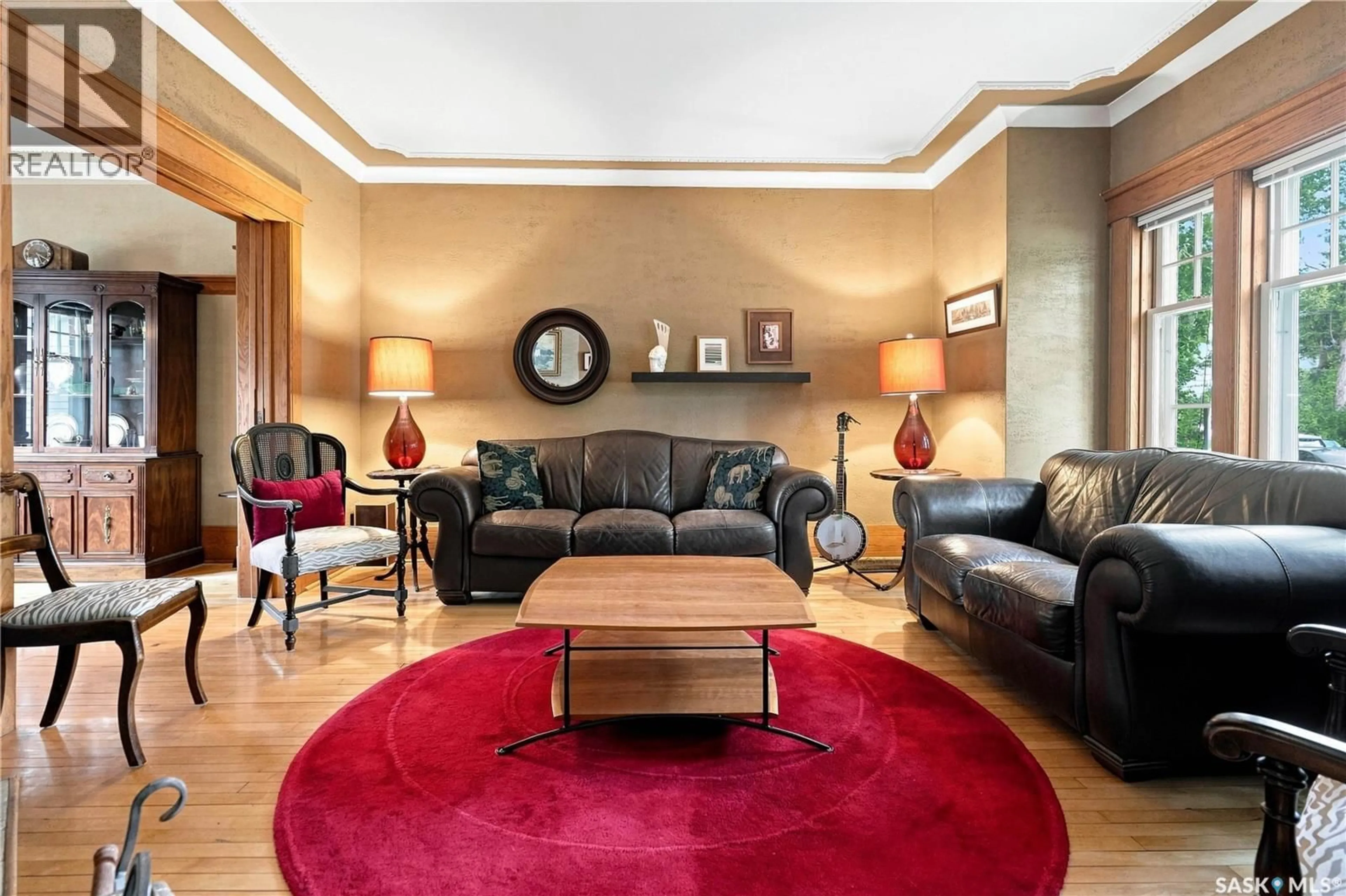 Living room with furniture, carpet floor for 2274 ELPHINSTONE STREET, Regina Saskatchewan S4T3N8