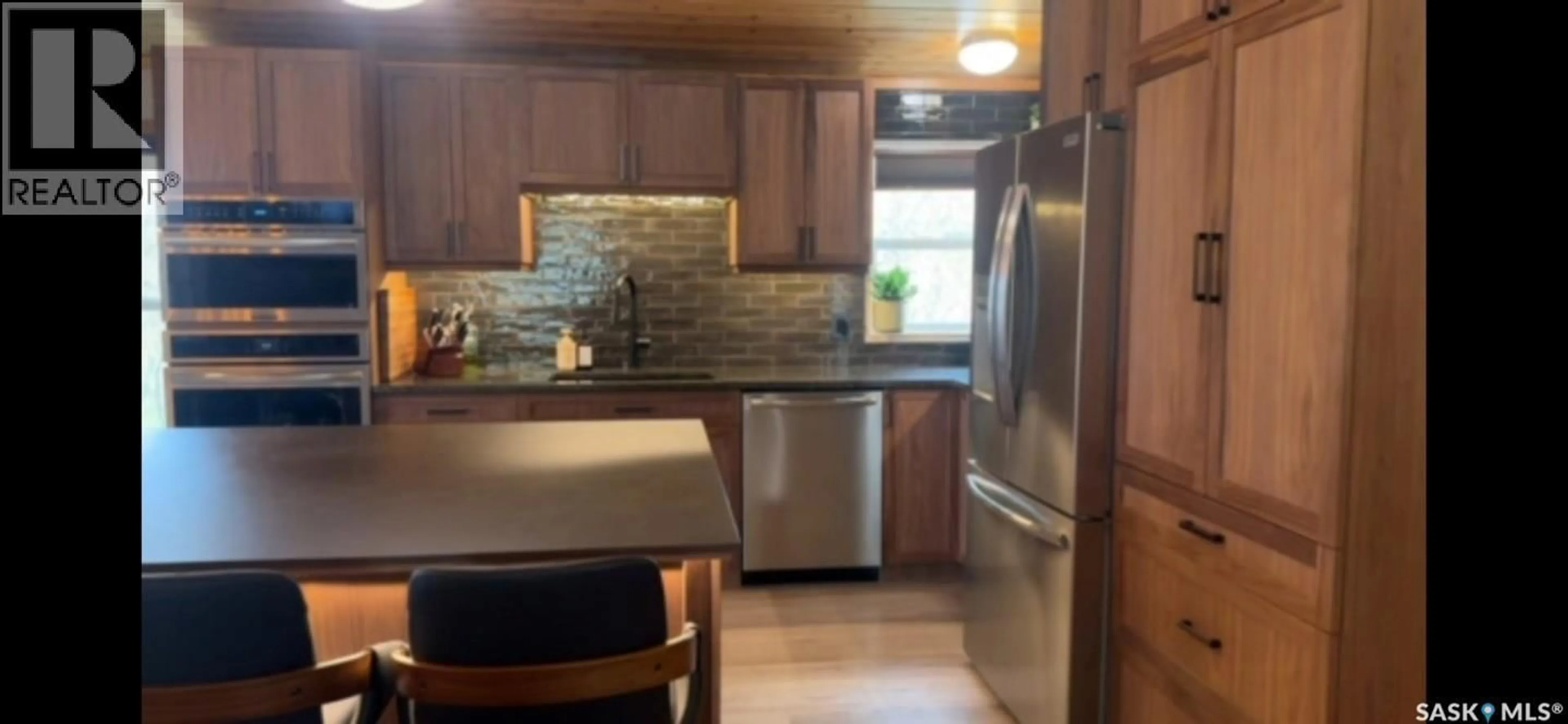 Open concept kitchen, unknown for 309-310 DANIEL DRIVE, Buffalo Pound Lake Saskatchewan S0G0H0