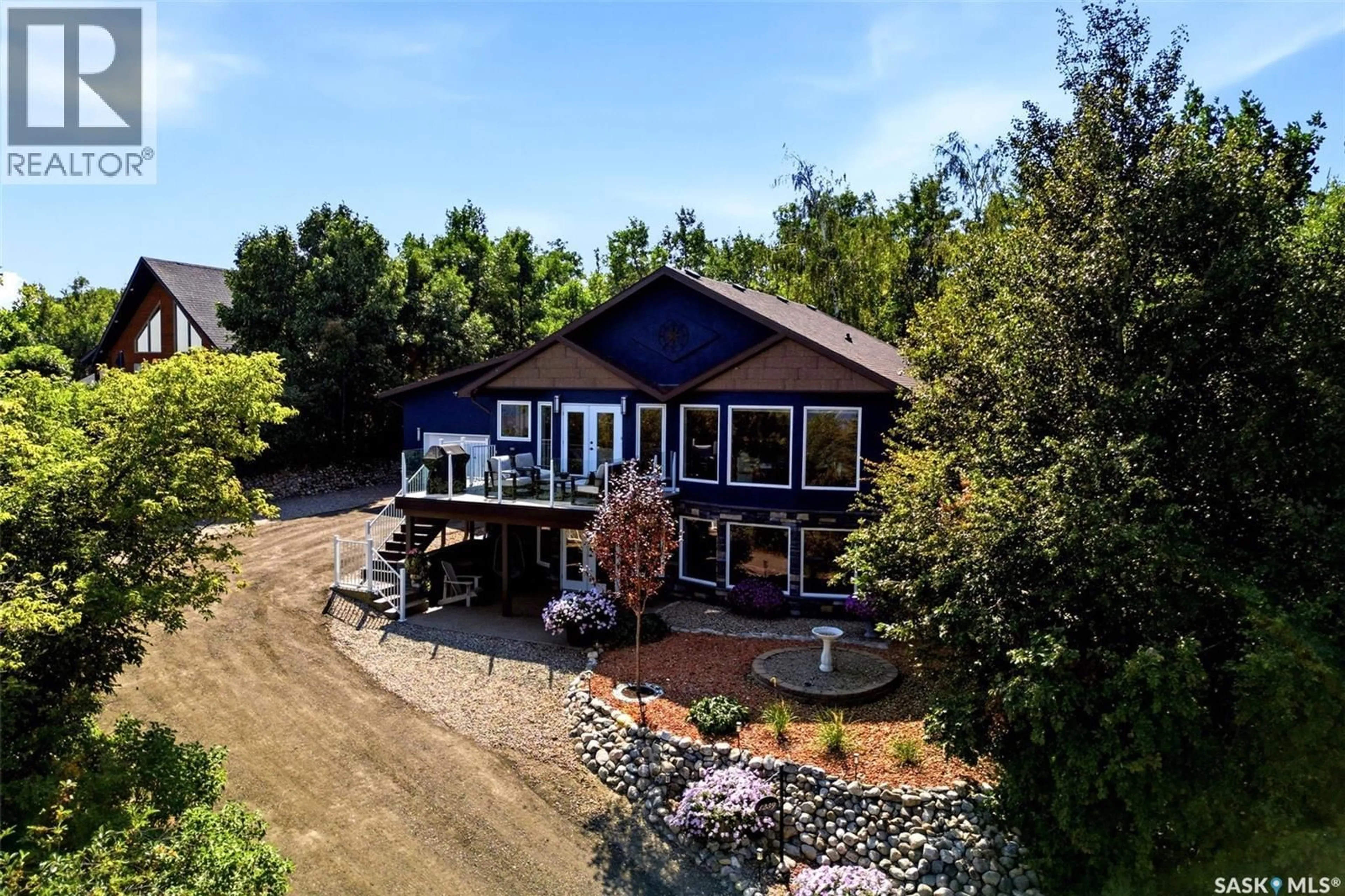 A pic from outside/outdoor area/front of a property/back of a property/a pic from drone, water/lake/river/ocean view for 1259 HIGHWOOD AVENUE, Buena Vista Saskatchewan S2V1A7
