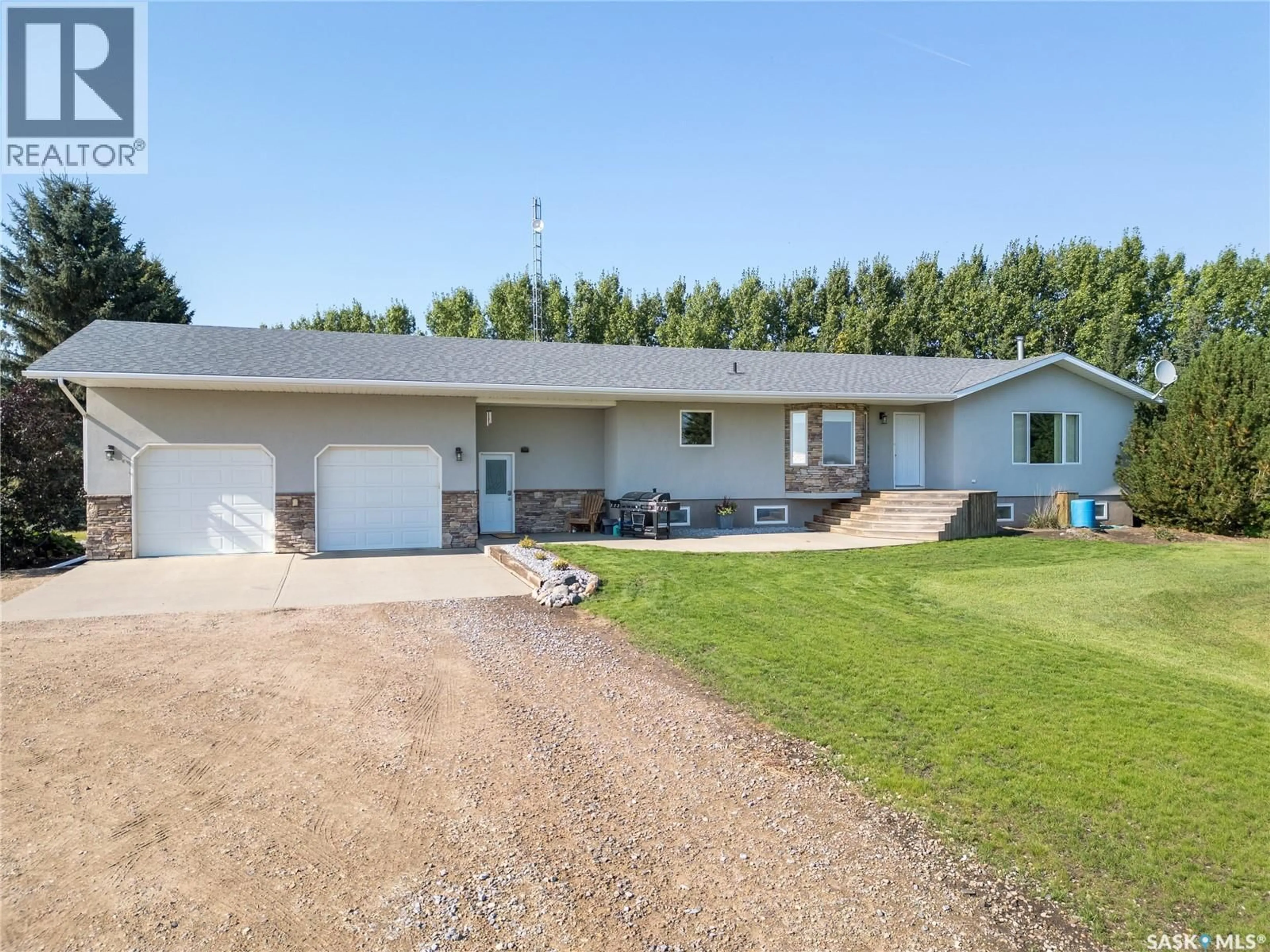 A pic from outside/outdoor area/front of a property/back of a property/a pic from drone, unknown for BATTLEFORD EQUESTRIAN ACREAGE, Battle River Rm No. 438 Saskatchewan S0M0E0