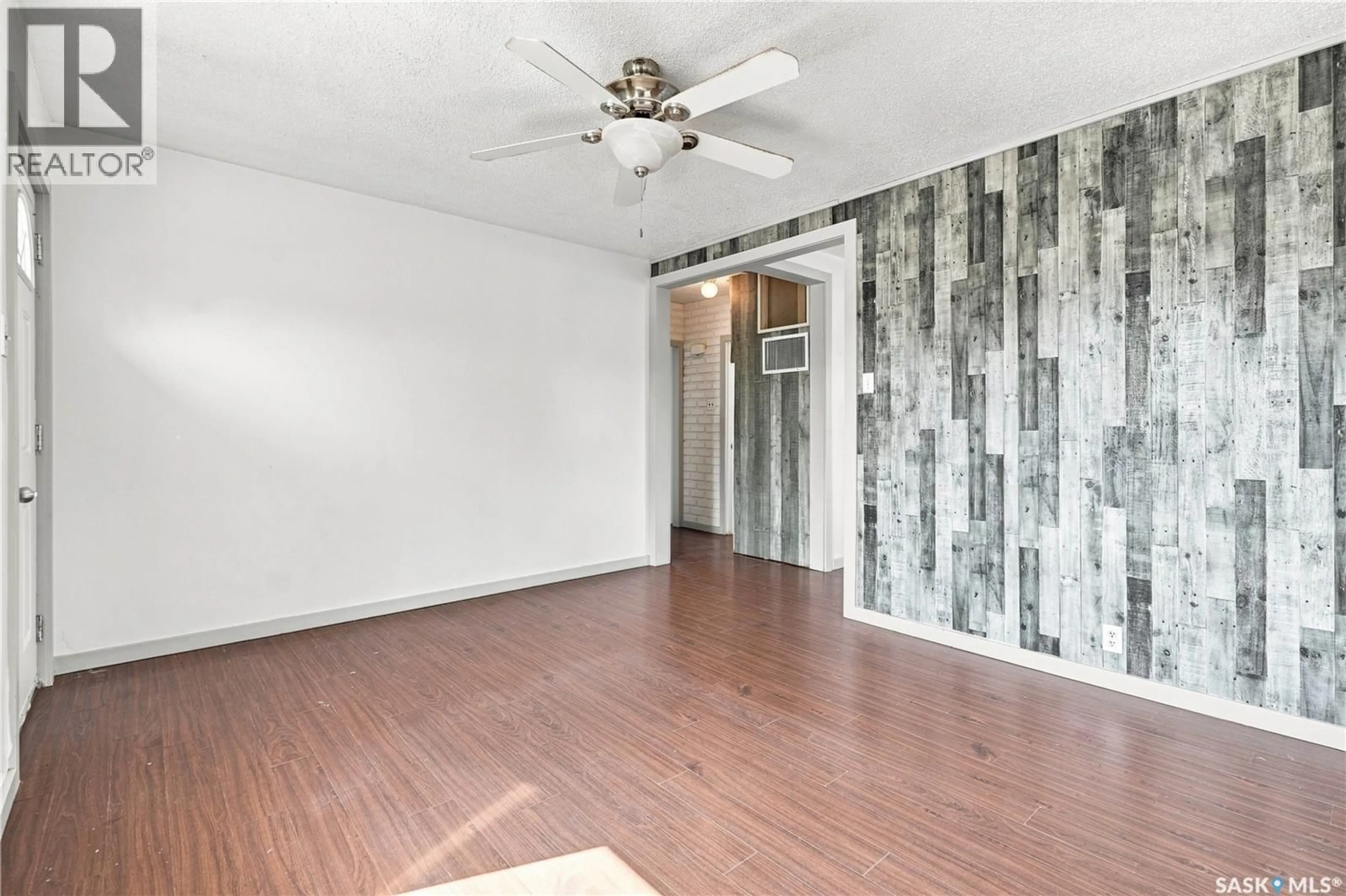 A pic of a room for 1014 HASTINGS STREET, Moose Jaw Saskatchewan S6H5R8