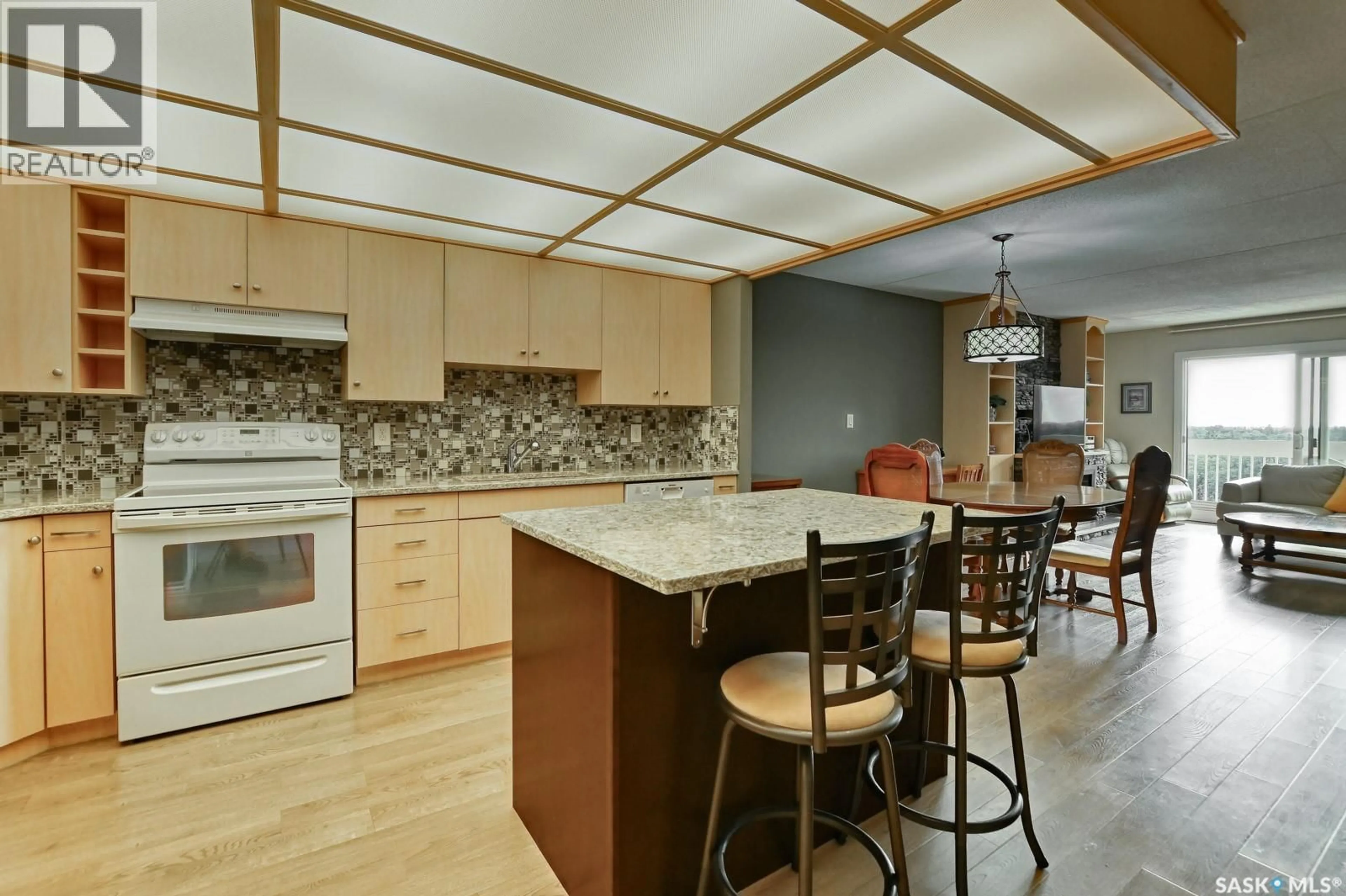 Open concept kitchen, unknown for 3520 - 801 HILLSDALE STREET, Regina Saskatchewan S4S5Z5