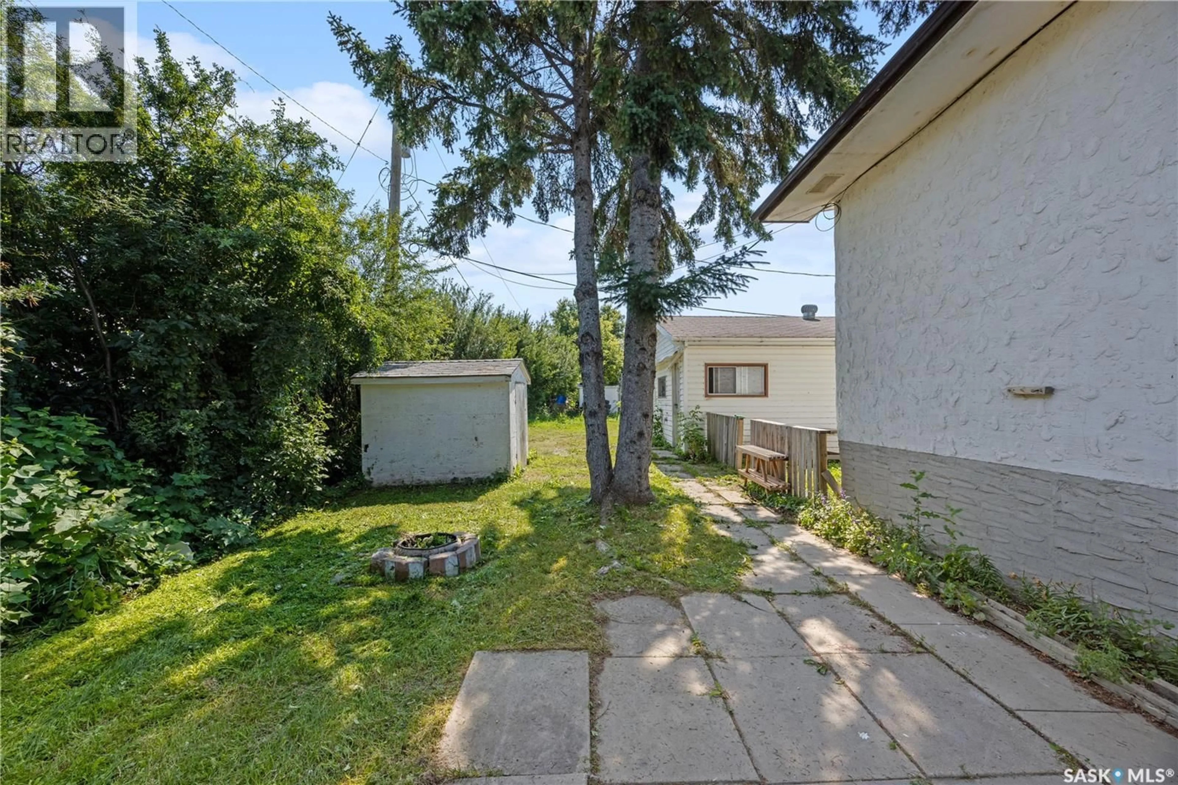 Patio, street for 112-116 1ST AVENUE, Vonda Saskatchewan S0K4N0