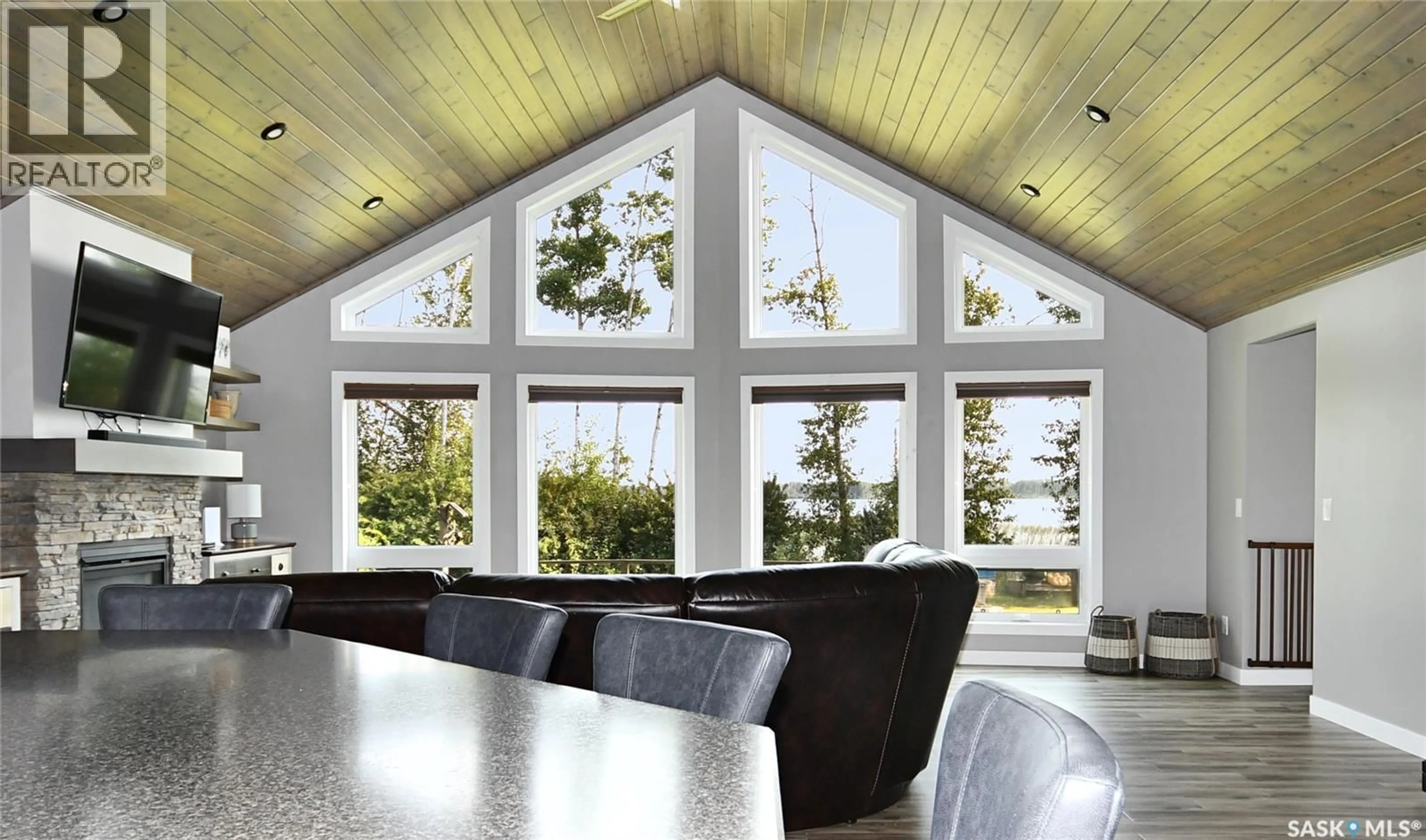 Open concept kitchen, unknown for 5 DELARONDE WAY, Delaronde Lake Saskatchewan S0J0E0