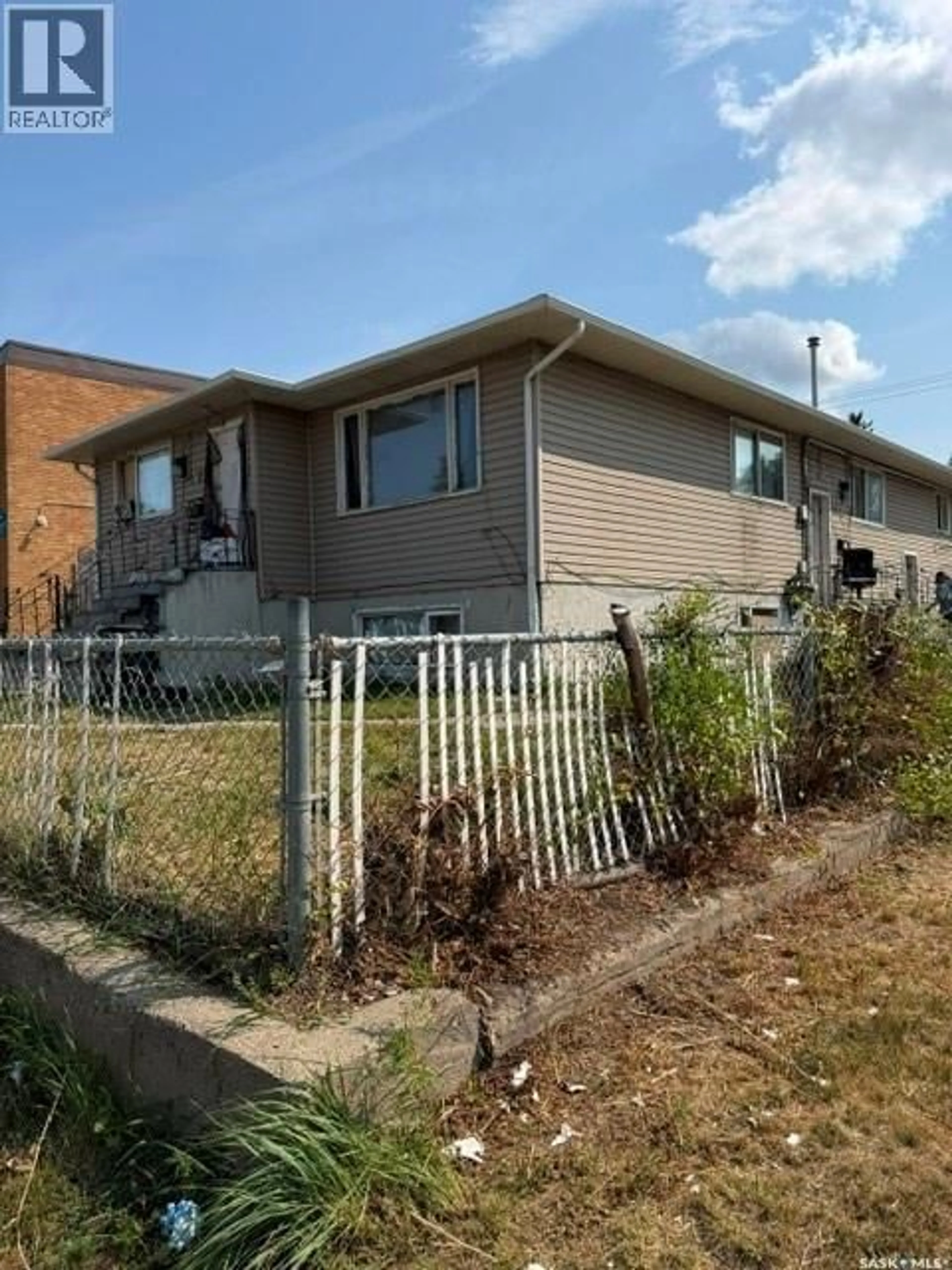 Home with vinyl exterior material, street for 1627 22ND STREET, Saskatoon Saskatchewan S7R0J9
