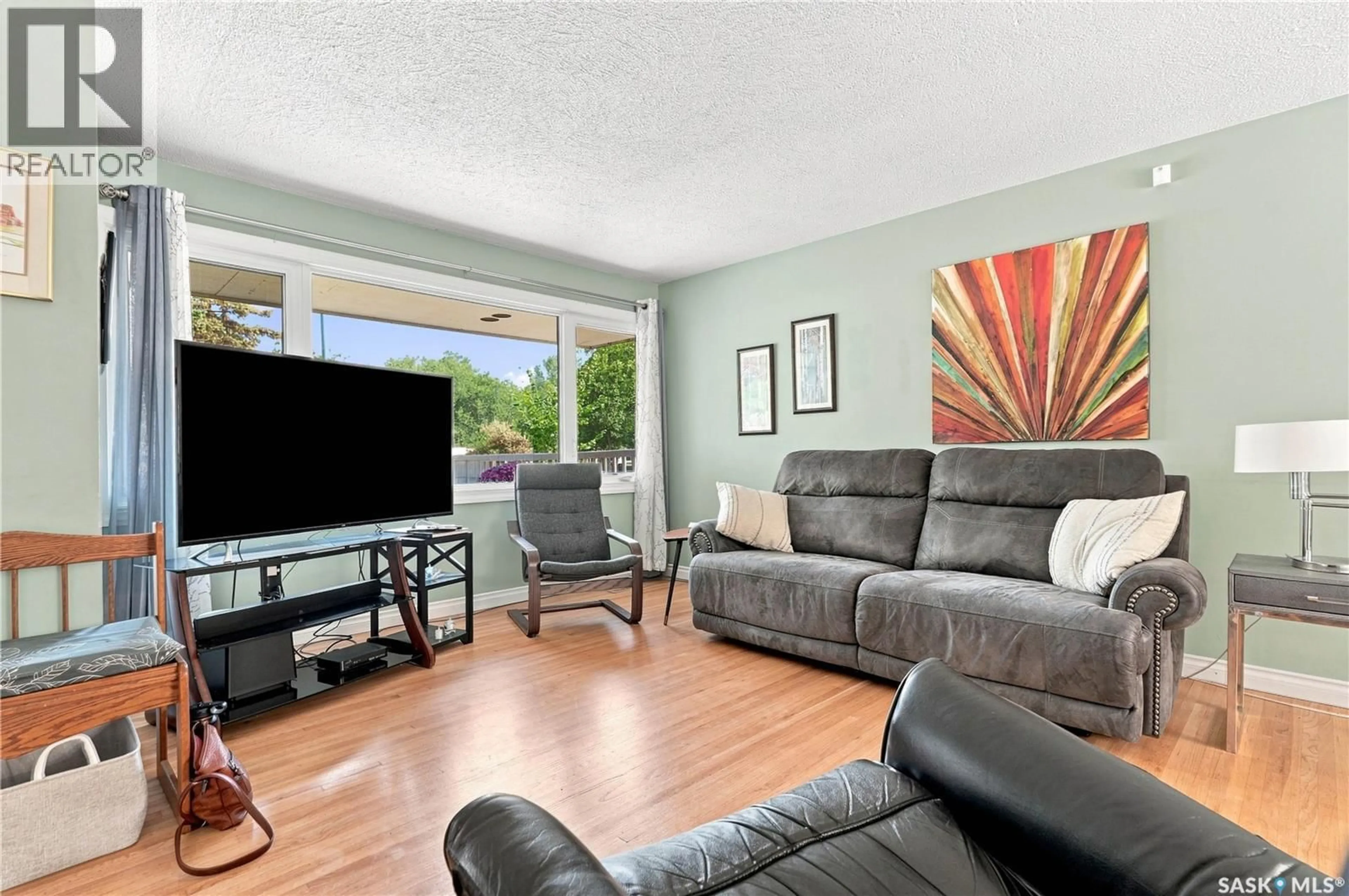 Living room with furniture, unknown for 1810 CAIRNS AVENUE, Saskatoon Saskatchewan S7H2J1