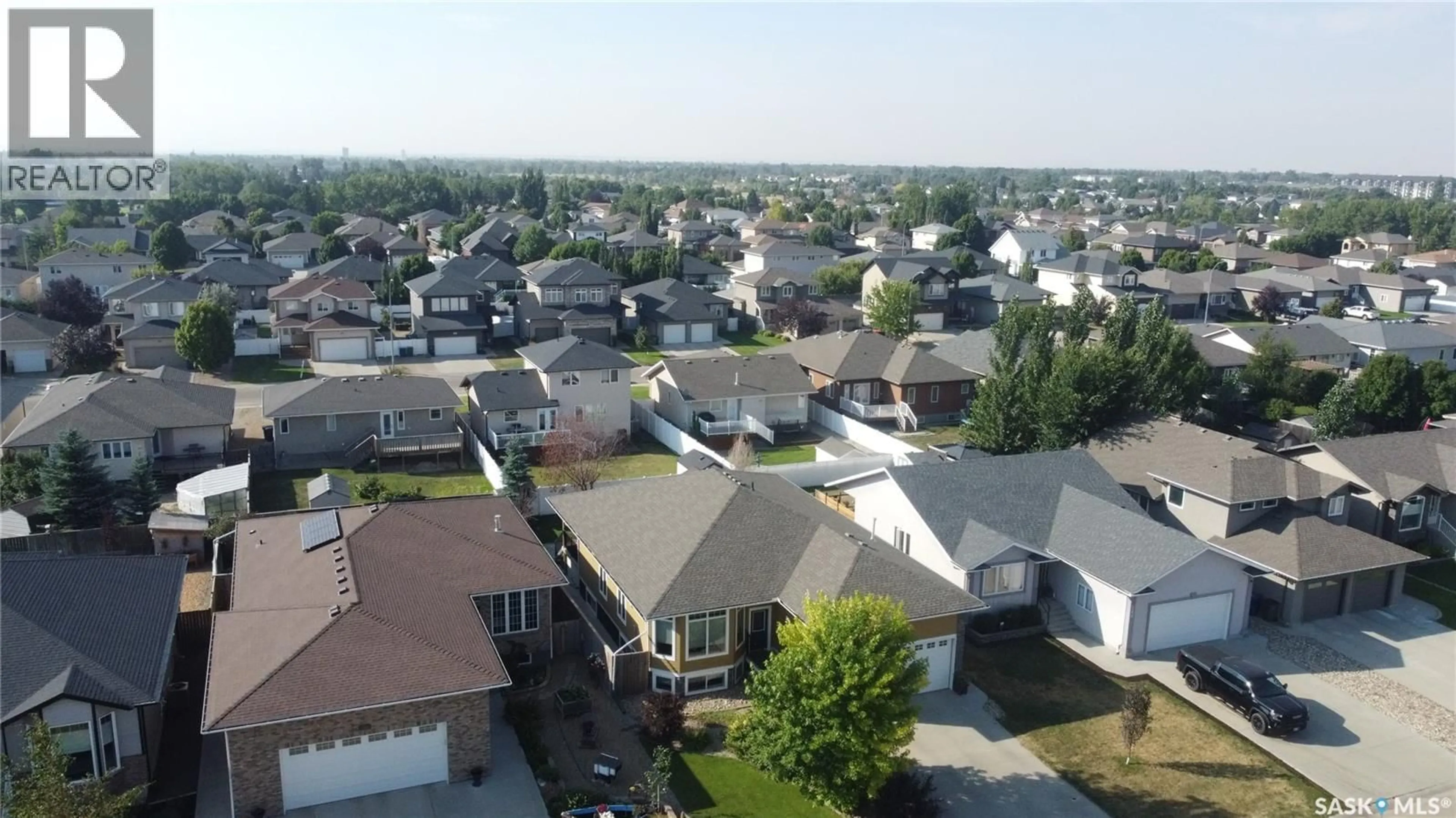 A pic from outside/outdoor area/front of a property/back of a property/a pic from drone, city buildings view from balcony for 262 WOOD LILY DRIVE, Moose Jaw Saskatchewan S6J1N9
