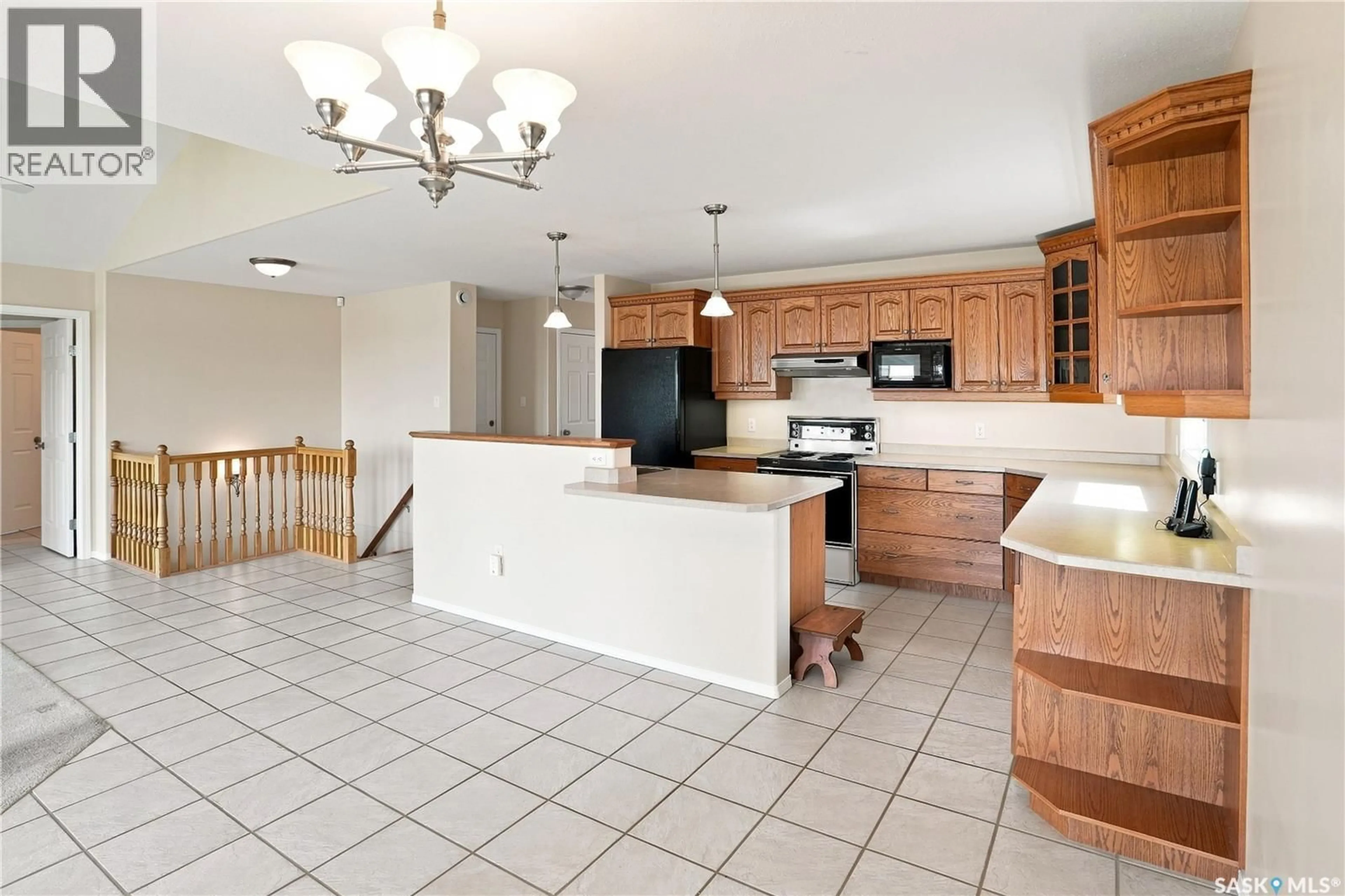 Open concept kitchen, ceramic/tile floor for 2507 KILDEER DRIVE, North Battleford Saskatchewan S9A3Z2