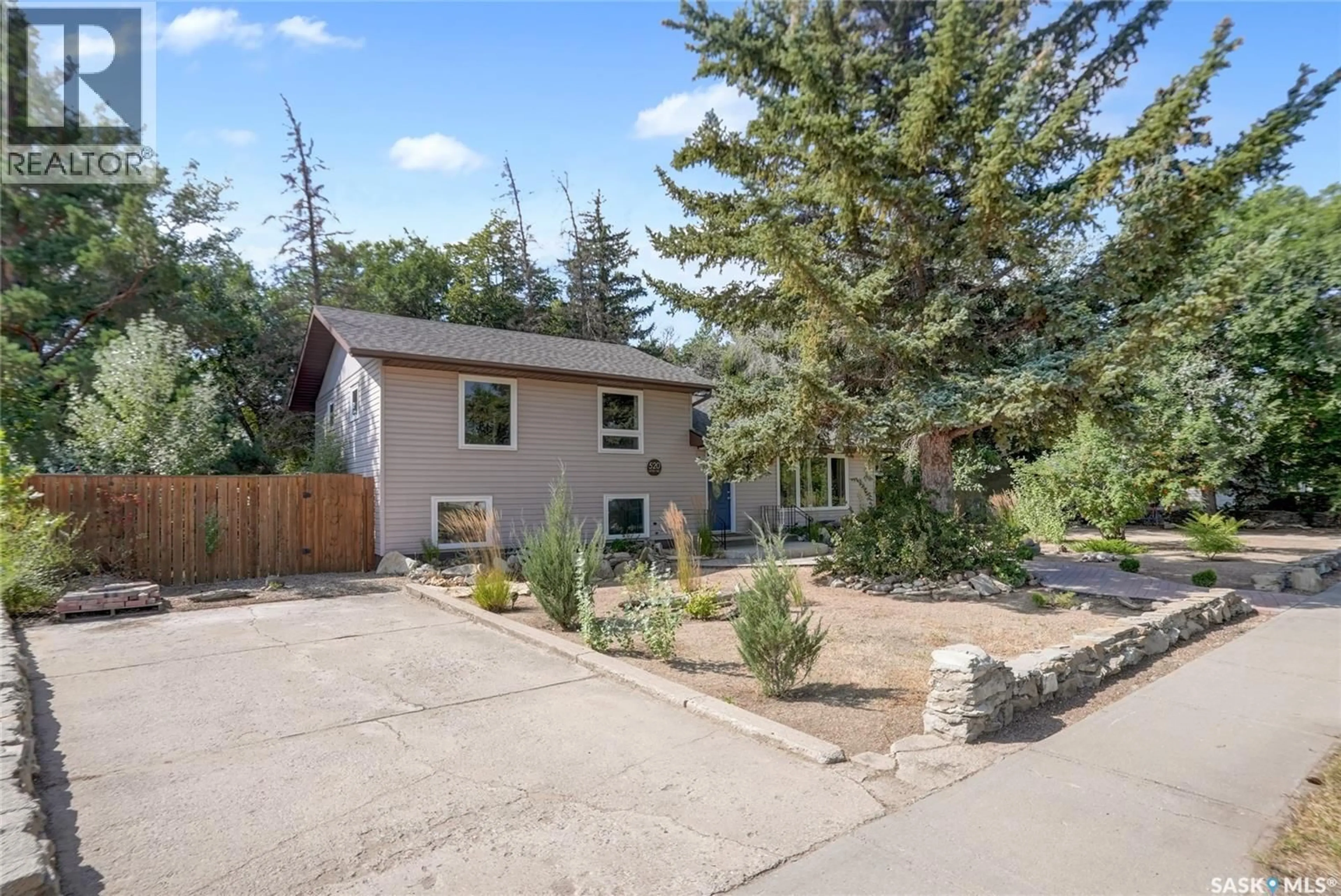 Unknown for 520 3RD AVENUE, Assiniboia Saskatchewan S0H0B0