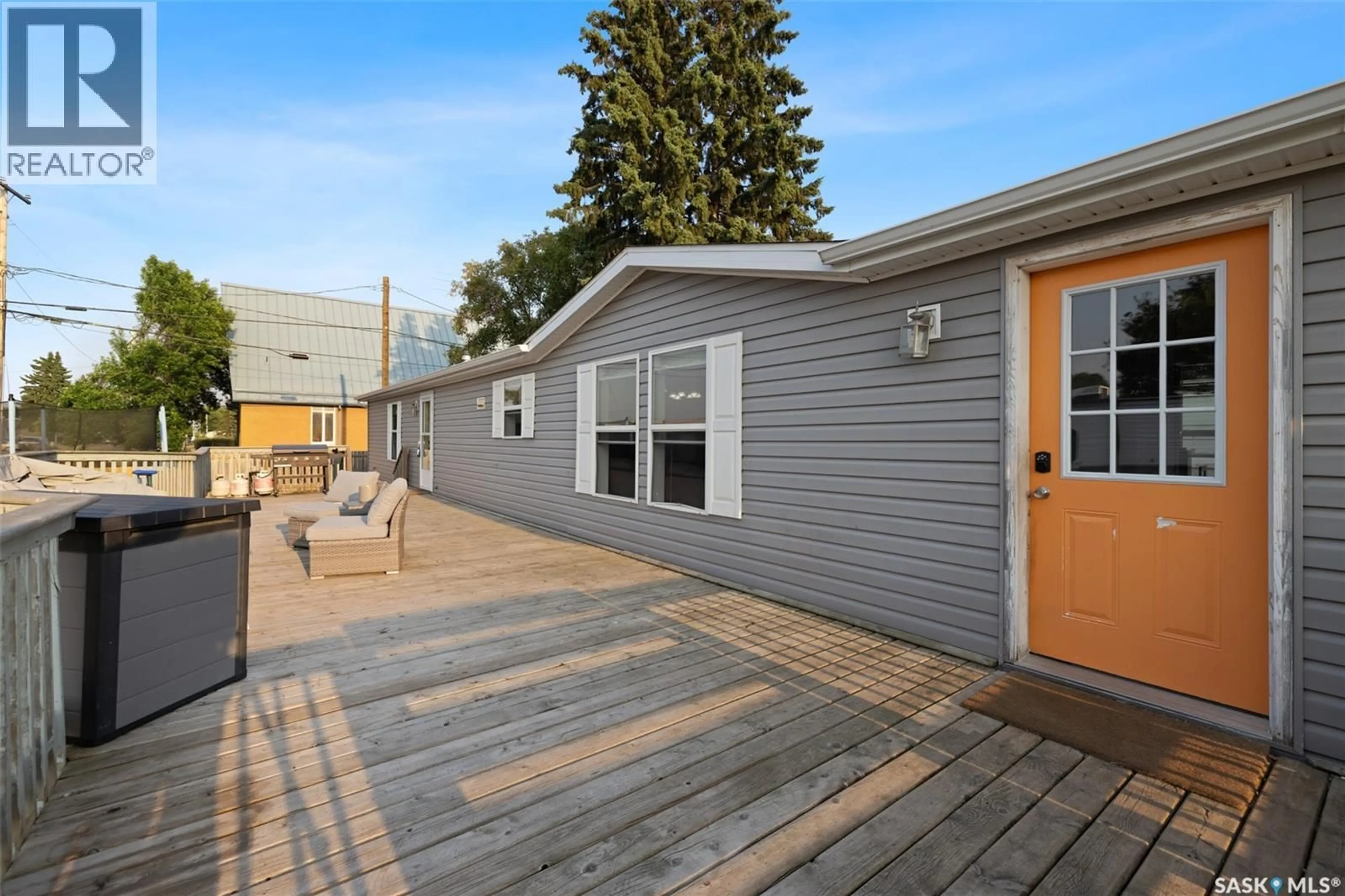Patio, street for 294 BYRON STREET, Southey Saskatchewan S0G4P0