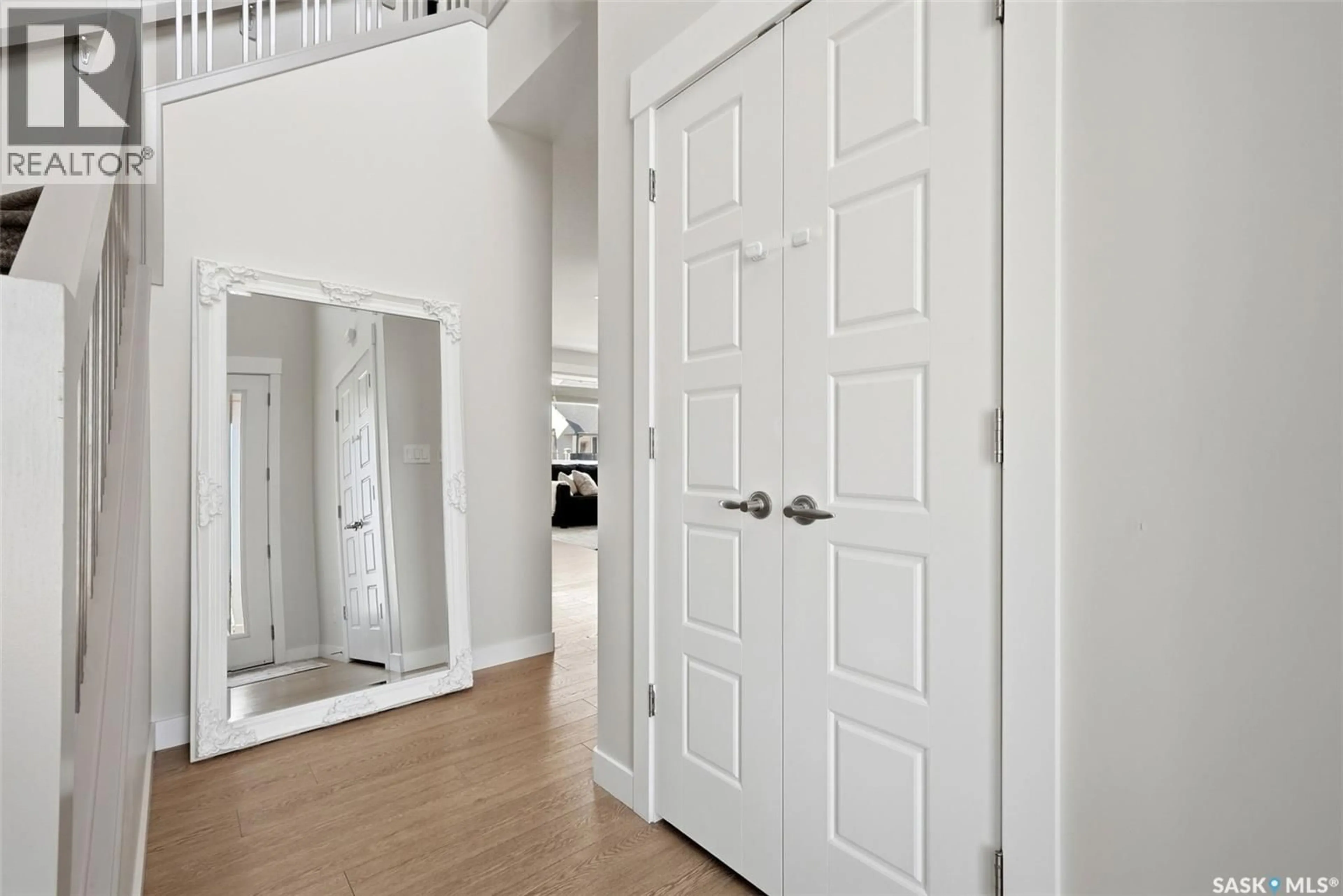 Indoor entryway for E - 4929 GREEN BROOKS WAY, Regina Saskatchewan S4V3K5