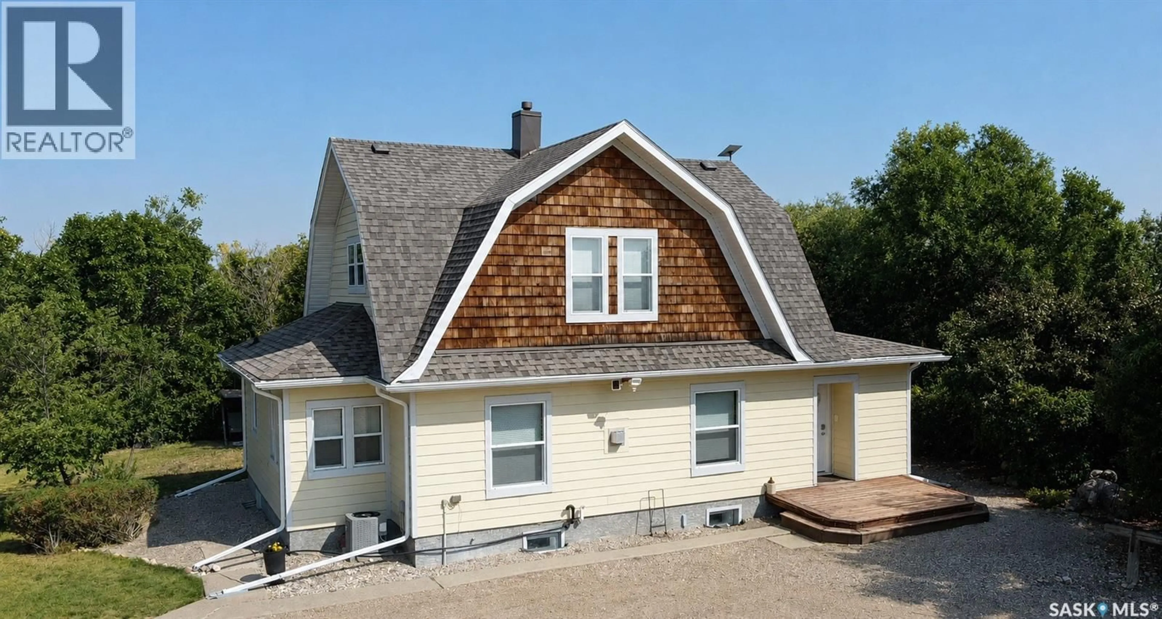 Home with vinyl exterior material, building for REDBURN ACREAGE, Redburn Rm No. 130 Saskatchewan S0G4H0