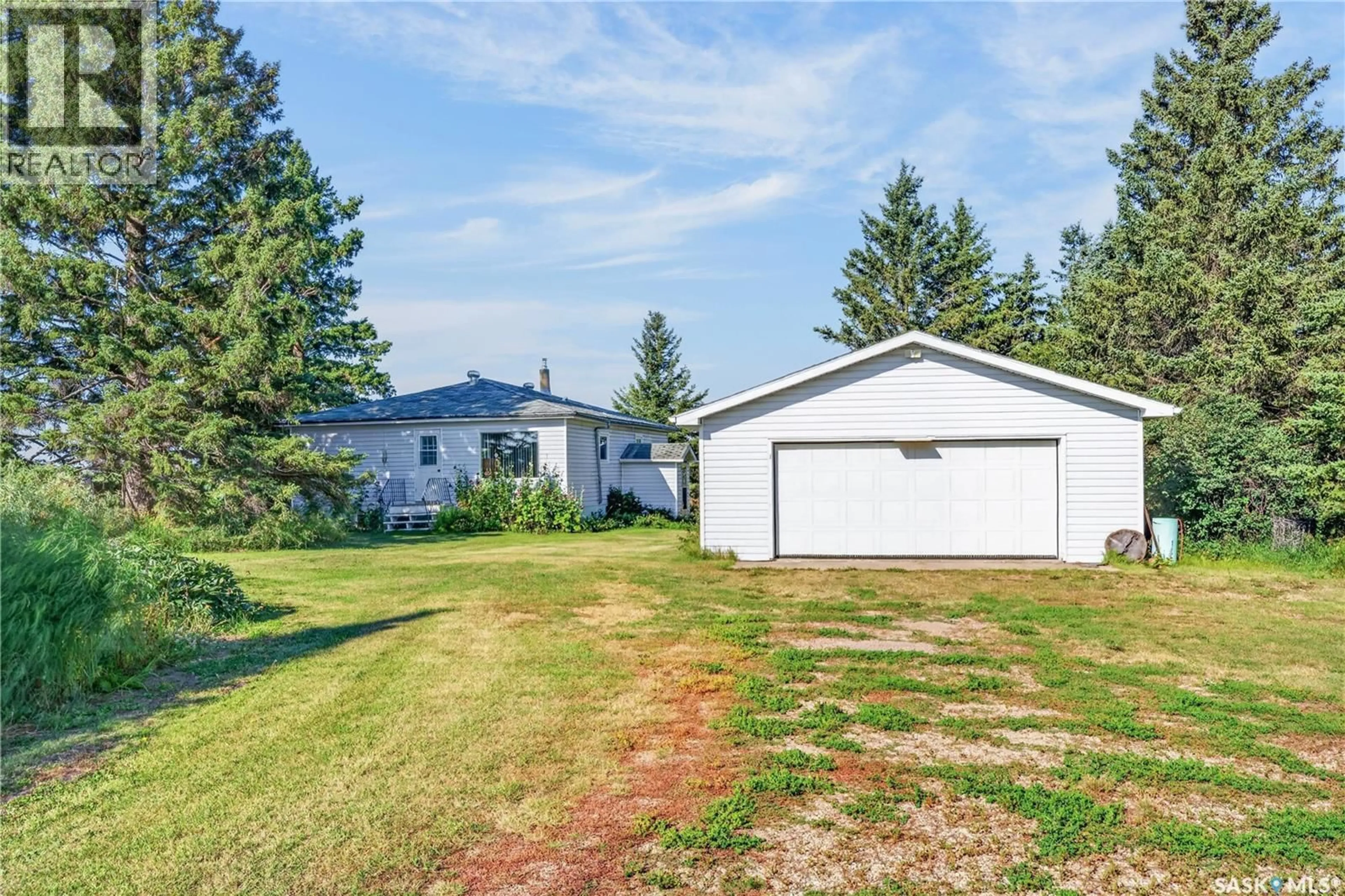 A pic from outside/outdoor area/front of a property/back of a property/a pic from drone, unknown for BLACKLAWS ACREAGE, Tisdale Rm No. 427 Saskatchewan S0E1T0