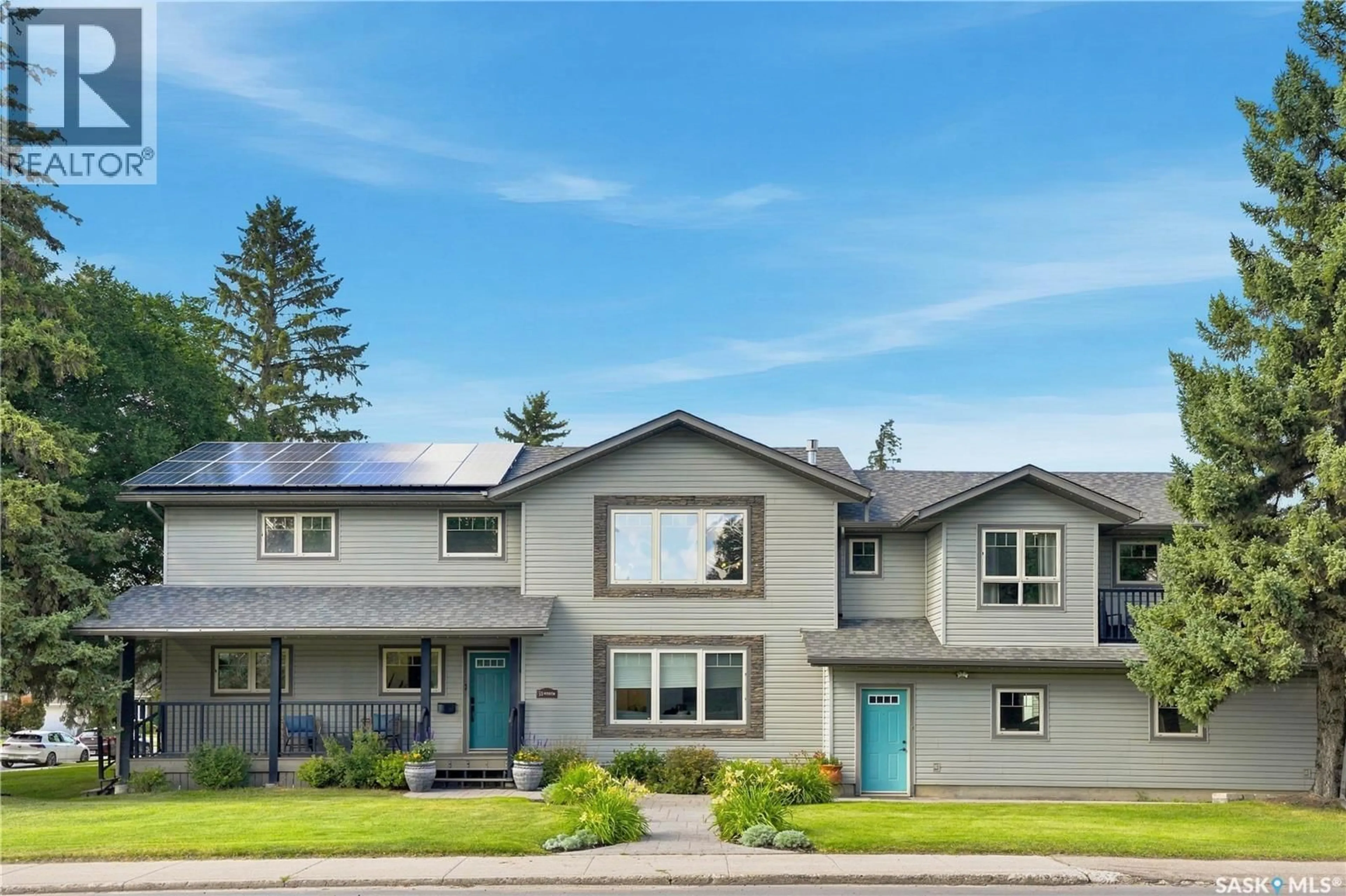 Home with vinyl exterior material, street for 58 MOXON CRESCENT, Saskatoon Saskatchewan S7H3B9
