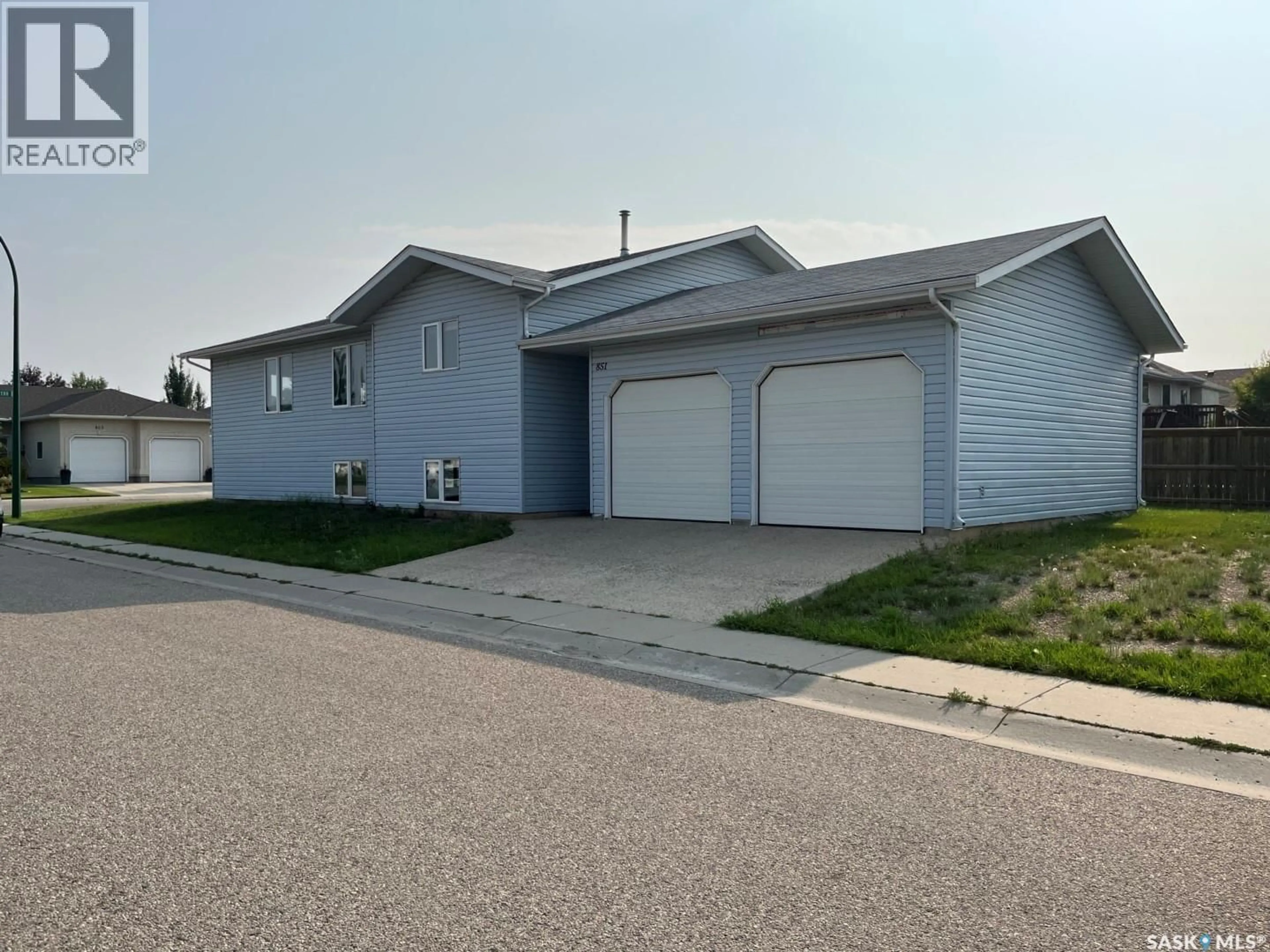 Home with vinyl exterior material, street for 851 CARR TERRACE, Saskatoon Saskatchewan S7S1L9