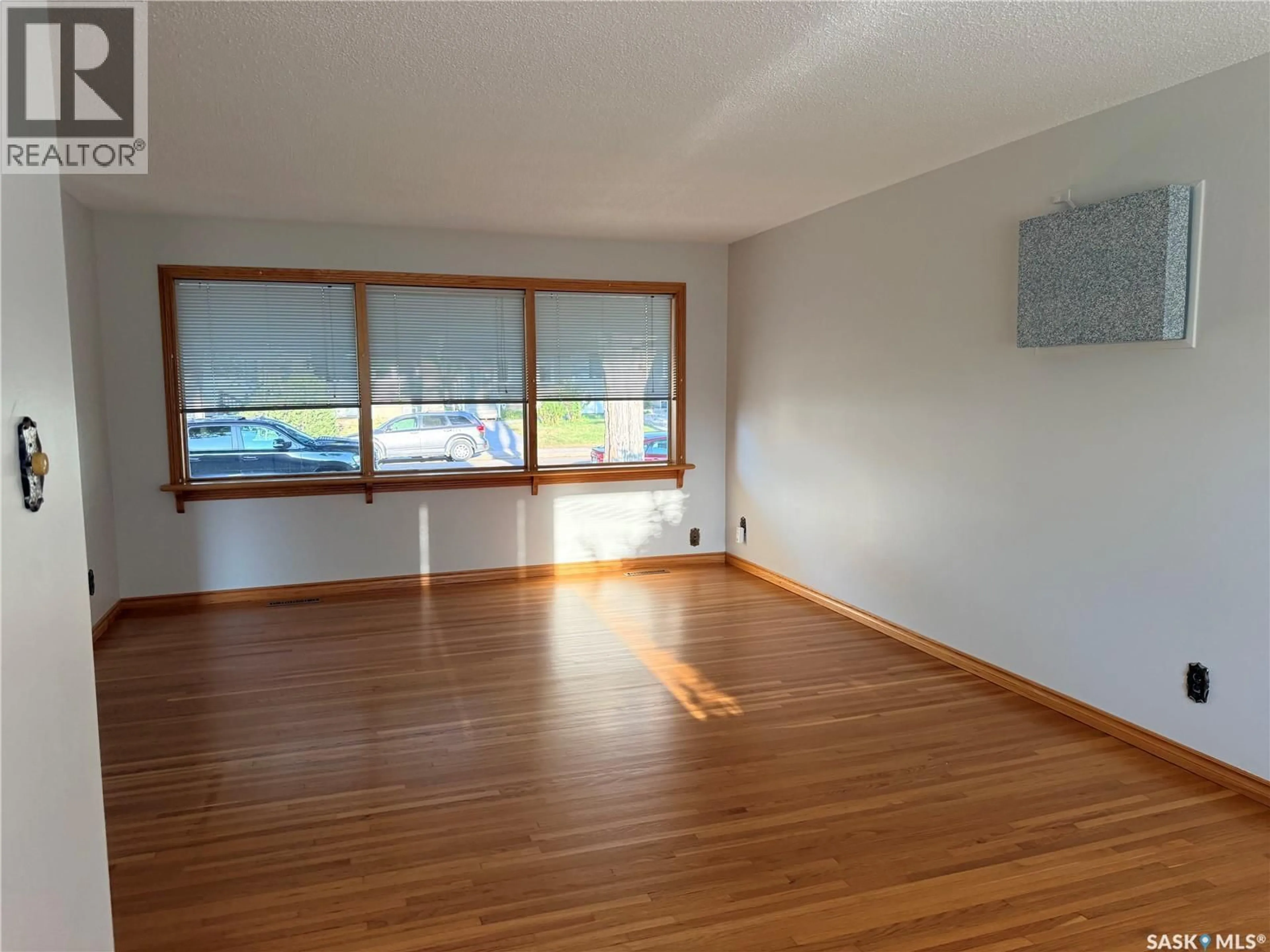 A pic of a room for 1348 HORACE STREET, Regina Saskatchewan S4T5L6
