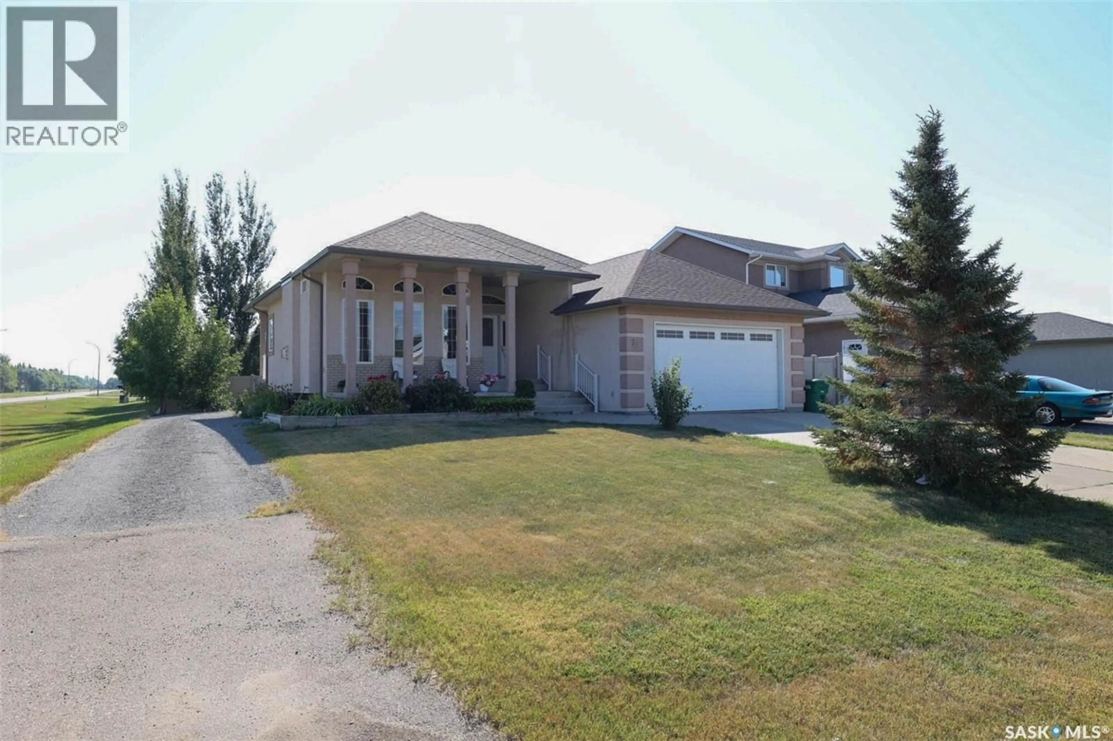 A pic from outside/outdoor area/front of a property/back of a property/a pic from drone, street for 78 WOODS CRESCENT, Edenwold Rm No.158 Saskatchewan S4L1C5
