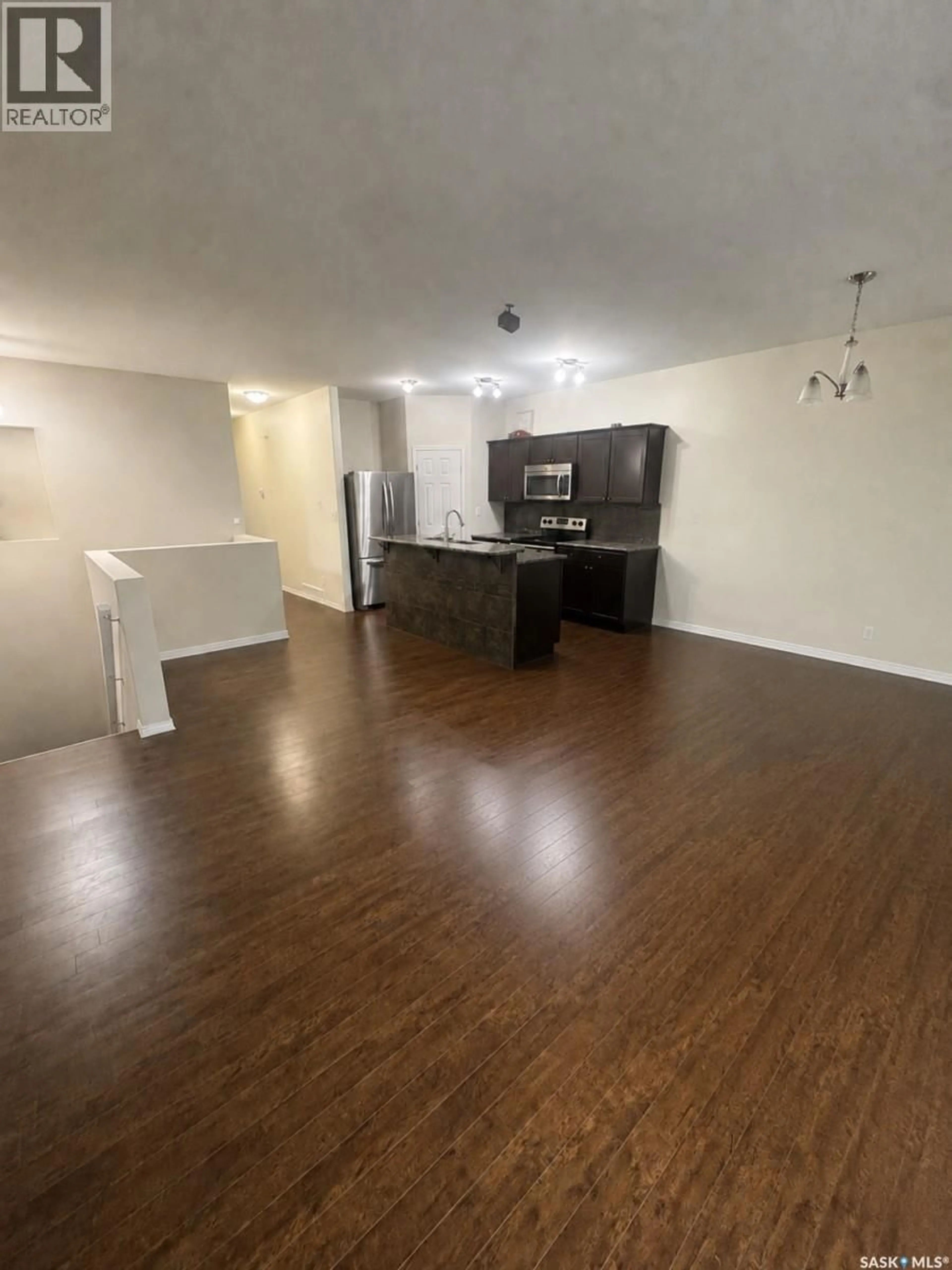 A pic of a room for 1736 C AVENUE, Saskatoon Saskatchewan S7L1L7