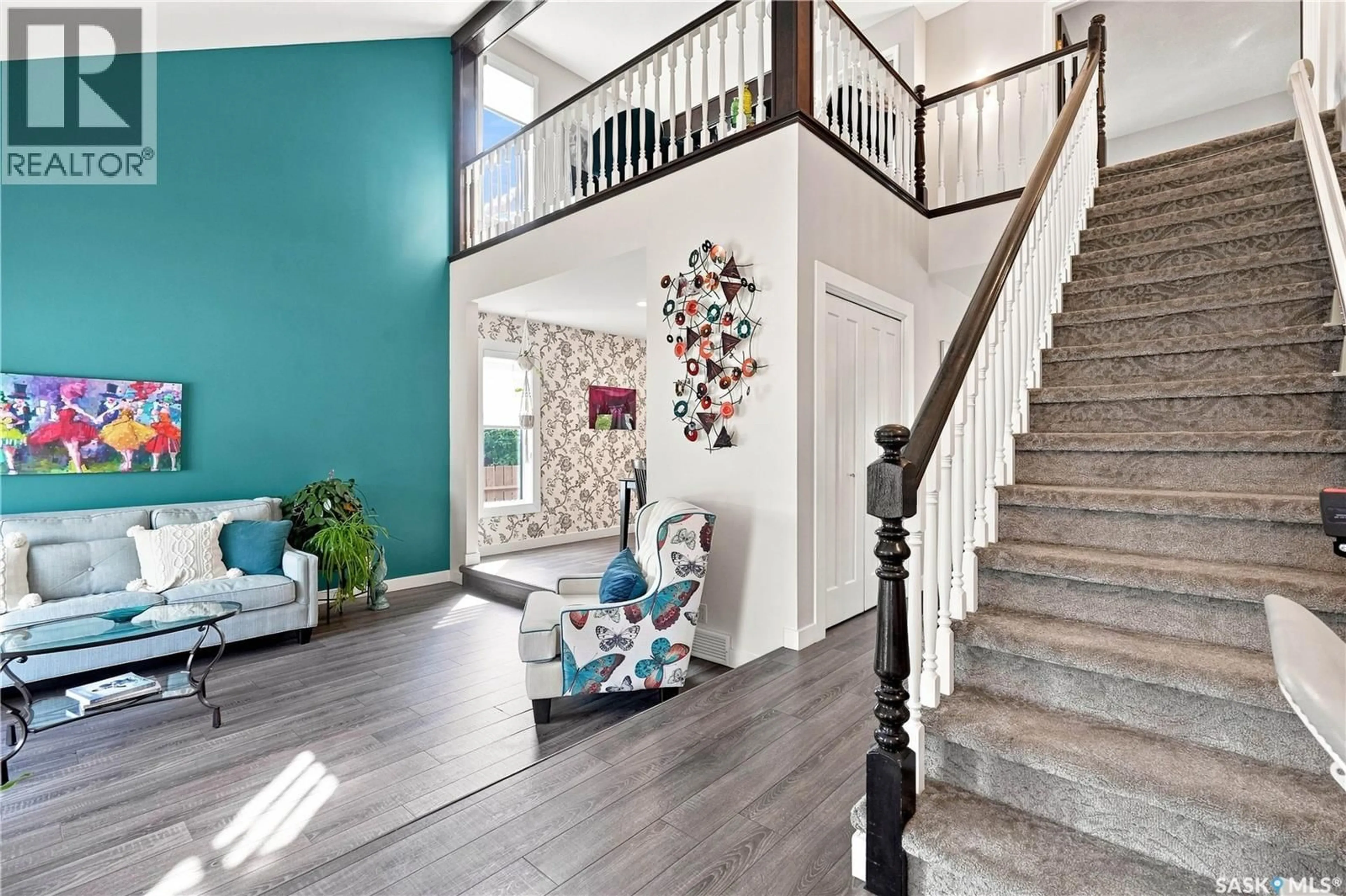 Indoor entryway for 3742 WETMORE STREET, Regina Saskatchewan S4V2B6
