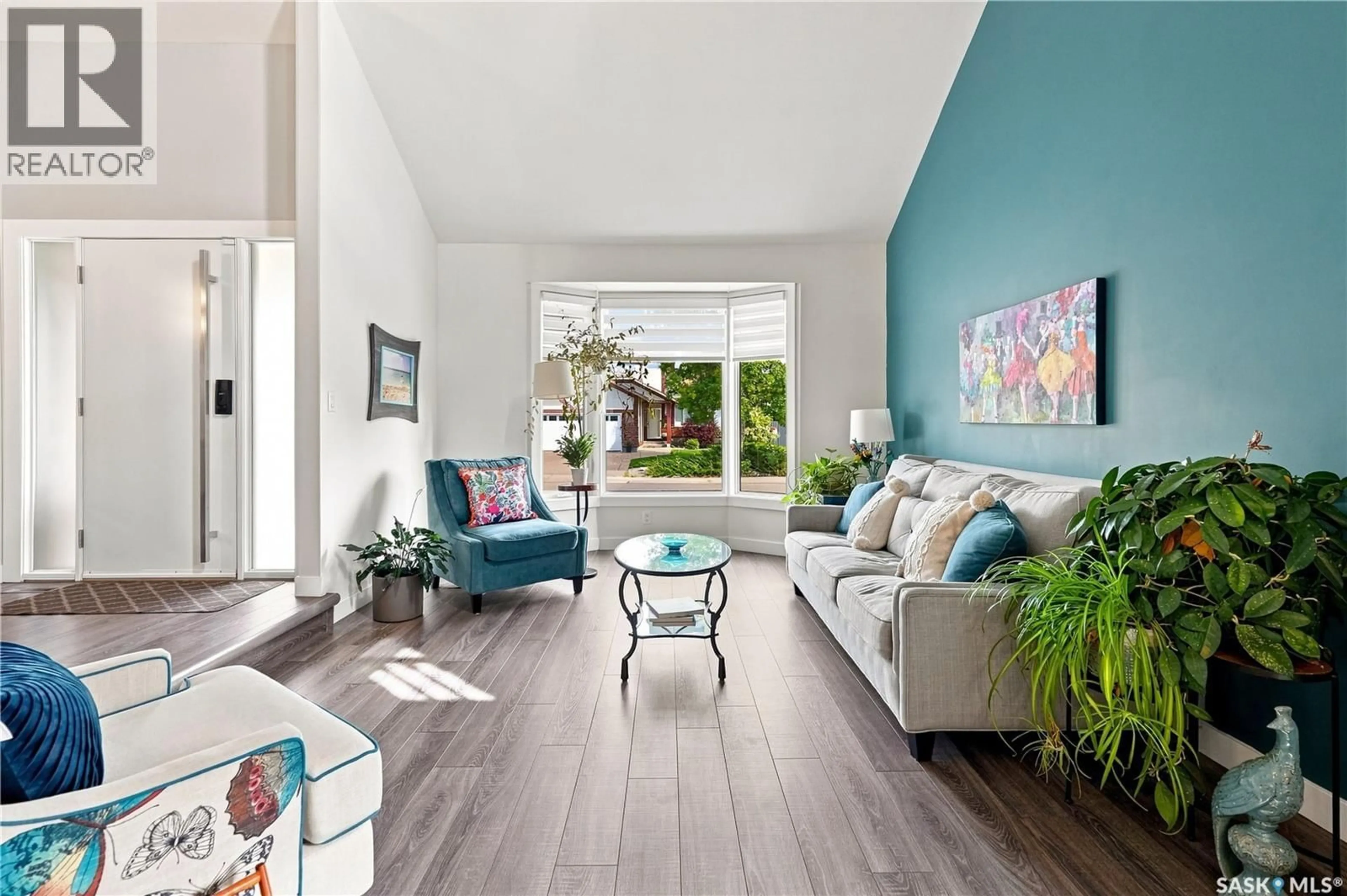 Living room with furniture, unknown for 3742 WETMORE STREET, Regina Saskatchewan S4V2B6
