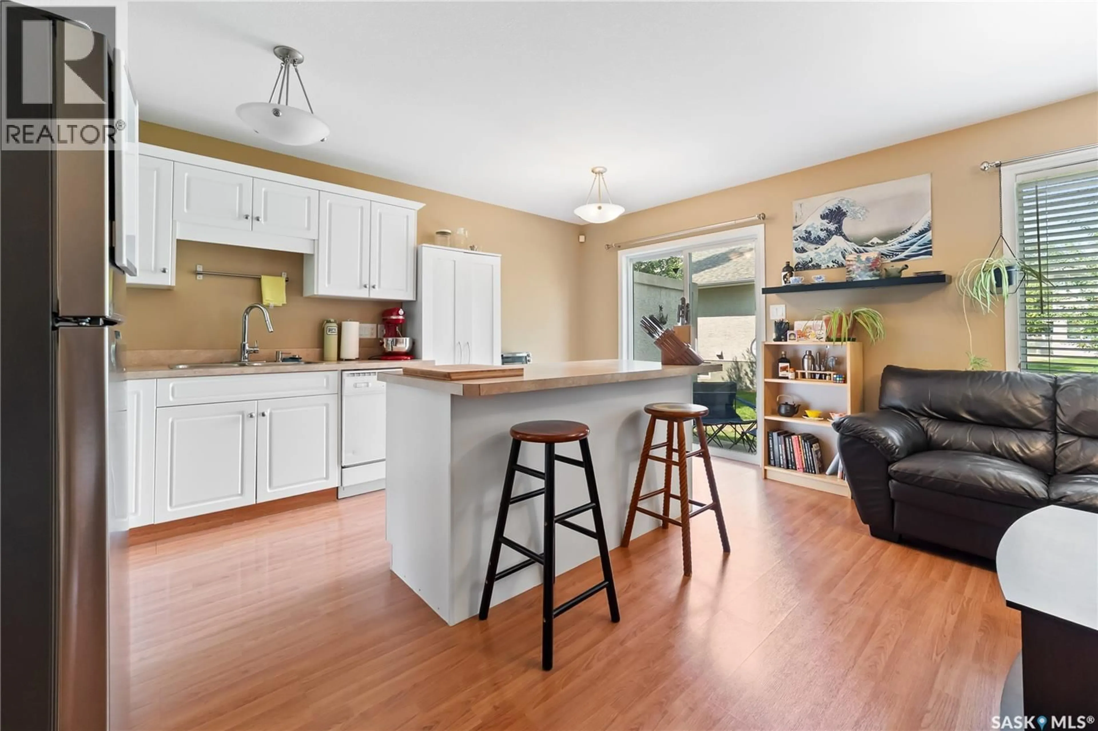 Open concept kitchen, unknown for 2274 ATKINSON STREET, Regina Saskatchewan S4N7R2
