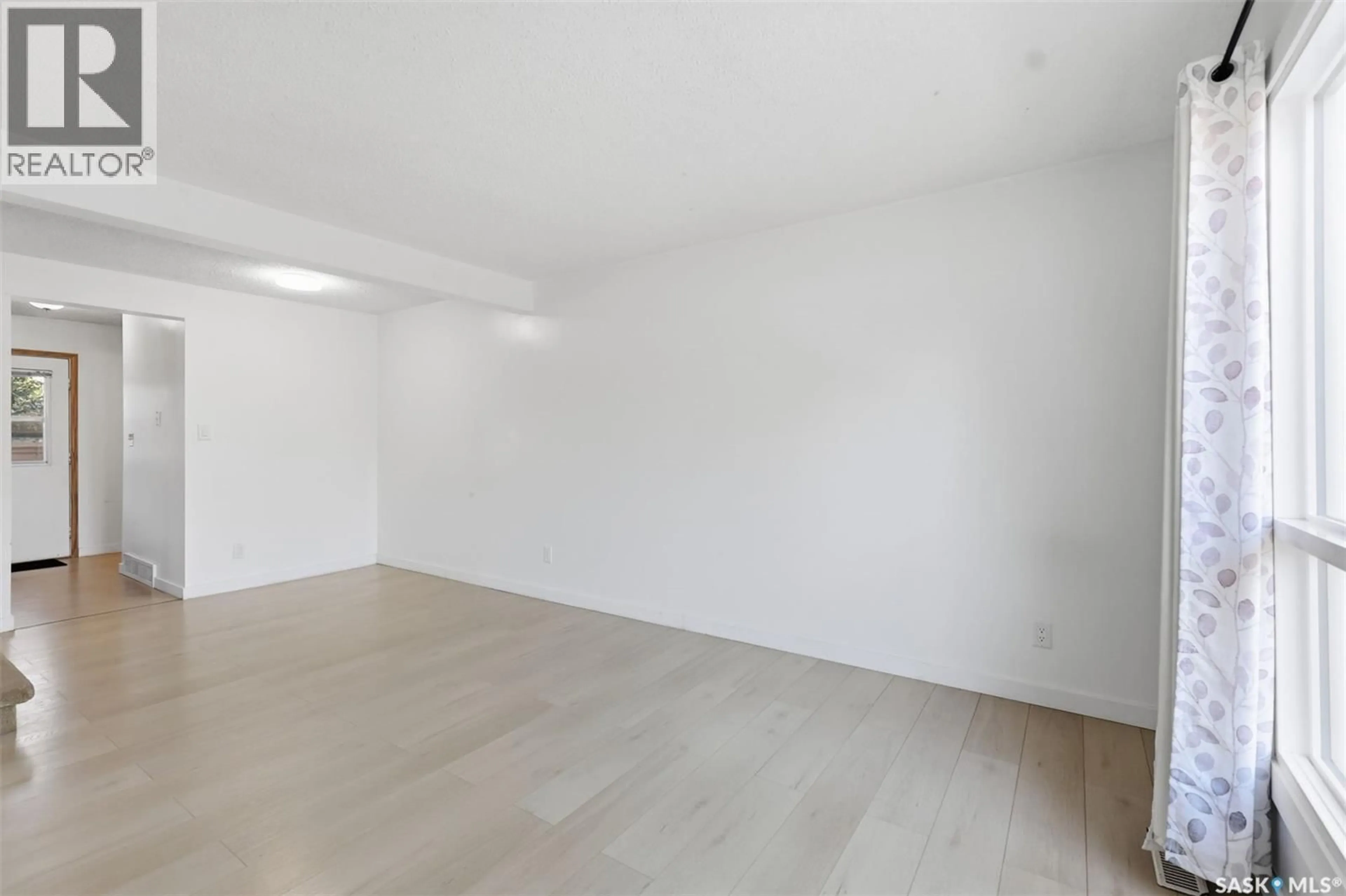 A pic of a room for 156 1128 MCKERCHER DRIVE, Saskatoon Saskatchewan S7H4Y7
