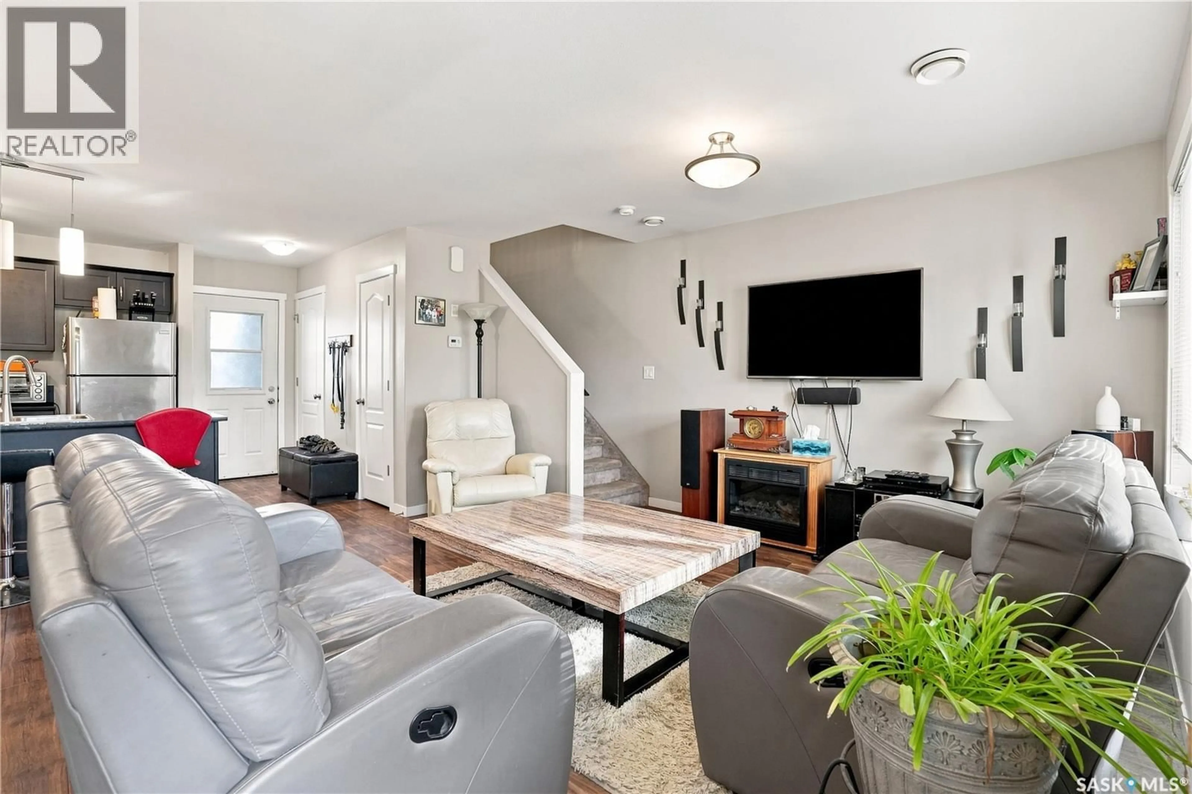 Living room with furniture, unknown for 1205 GREY STREET, Regina Saskatchewan S4T1G7