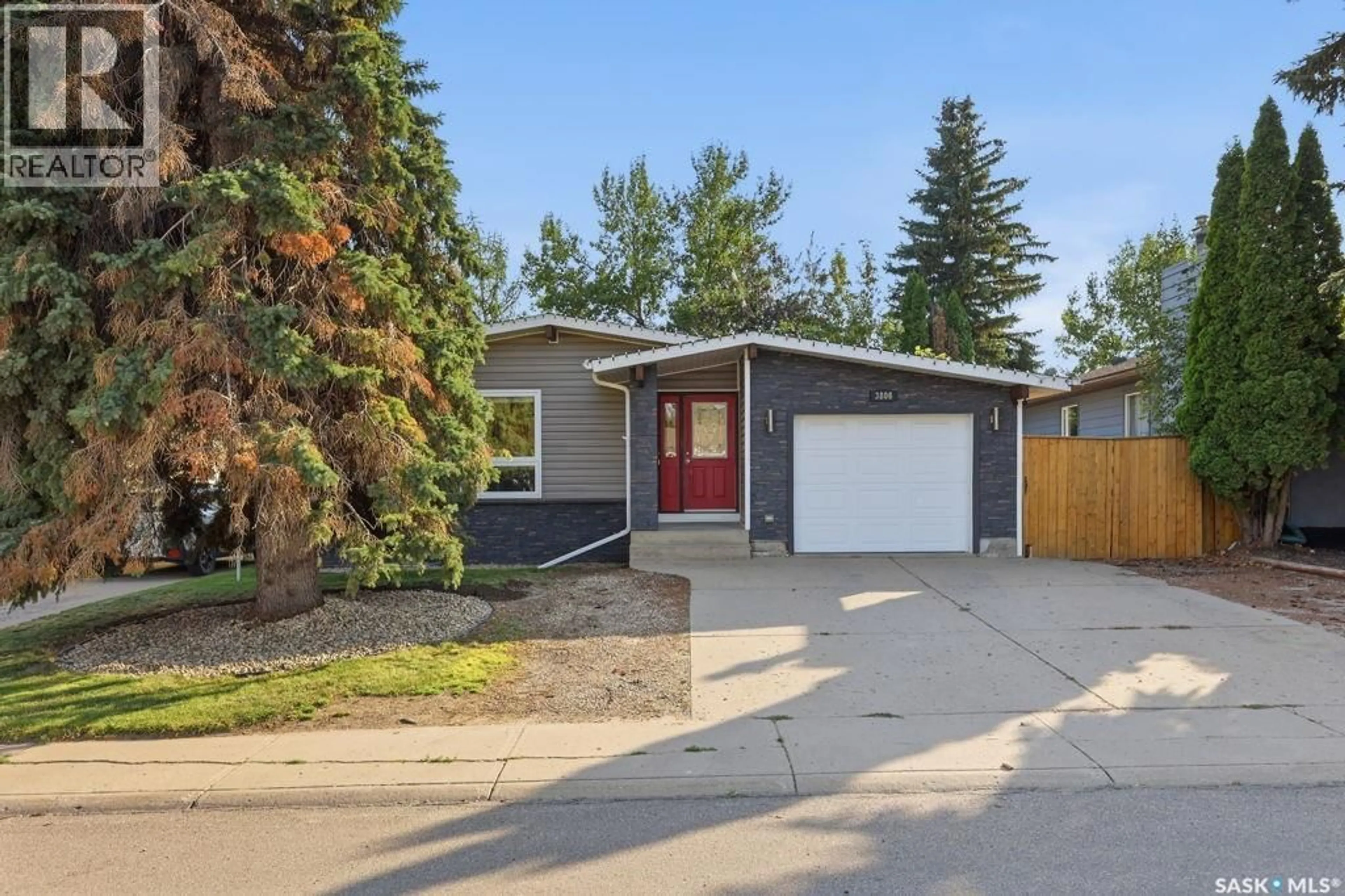 Home with vinyl exterior material, street for 3806 TAYLOR STREET, Saskatoon Saskatchewan S7H5J4