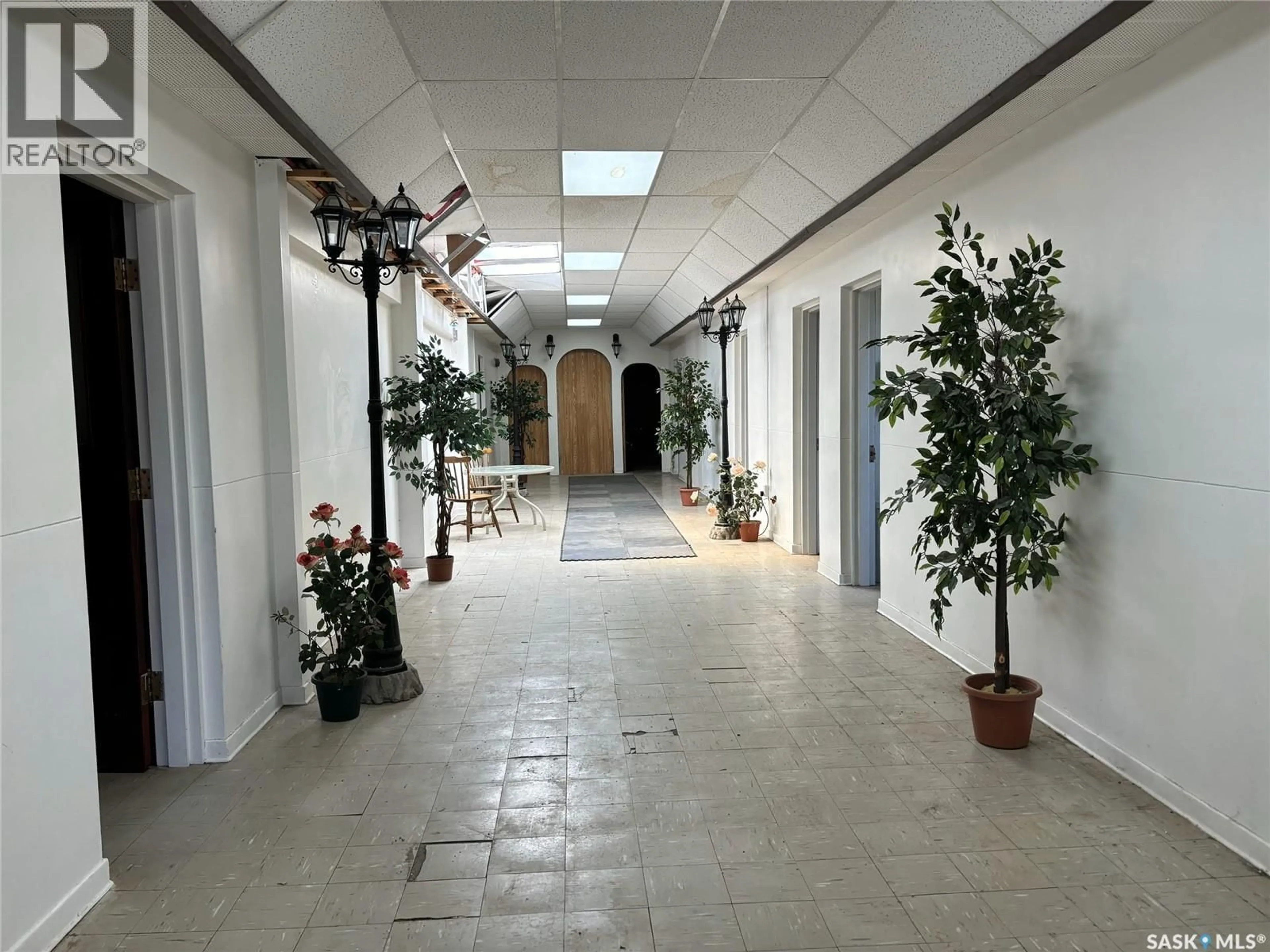Indoor foyer for 113 1ST AVENUE, Mankota Rm No. 45 Saskatchewan S0H2T0