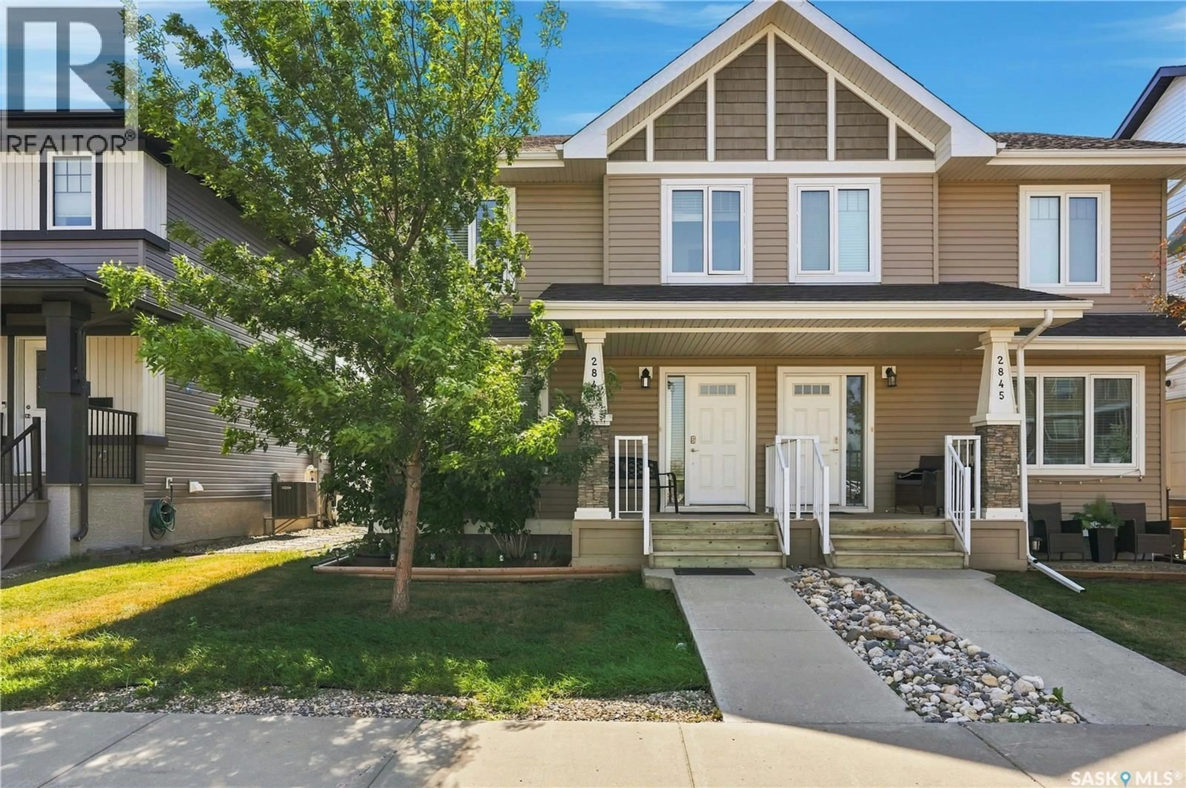 Home with vinyl exterior material, street for 2841 NARCISSE DRIVE, Regina Saskatchewan S4X0M6