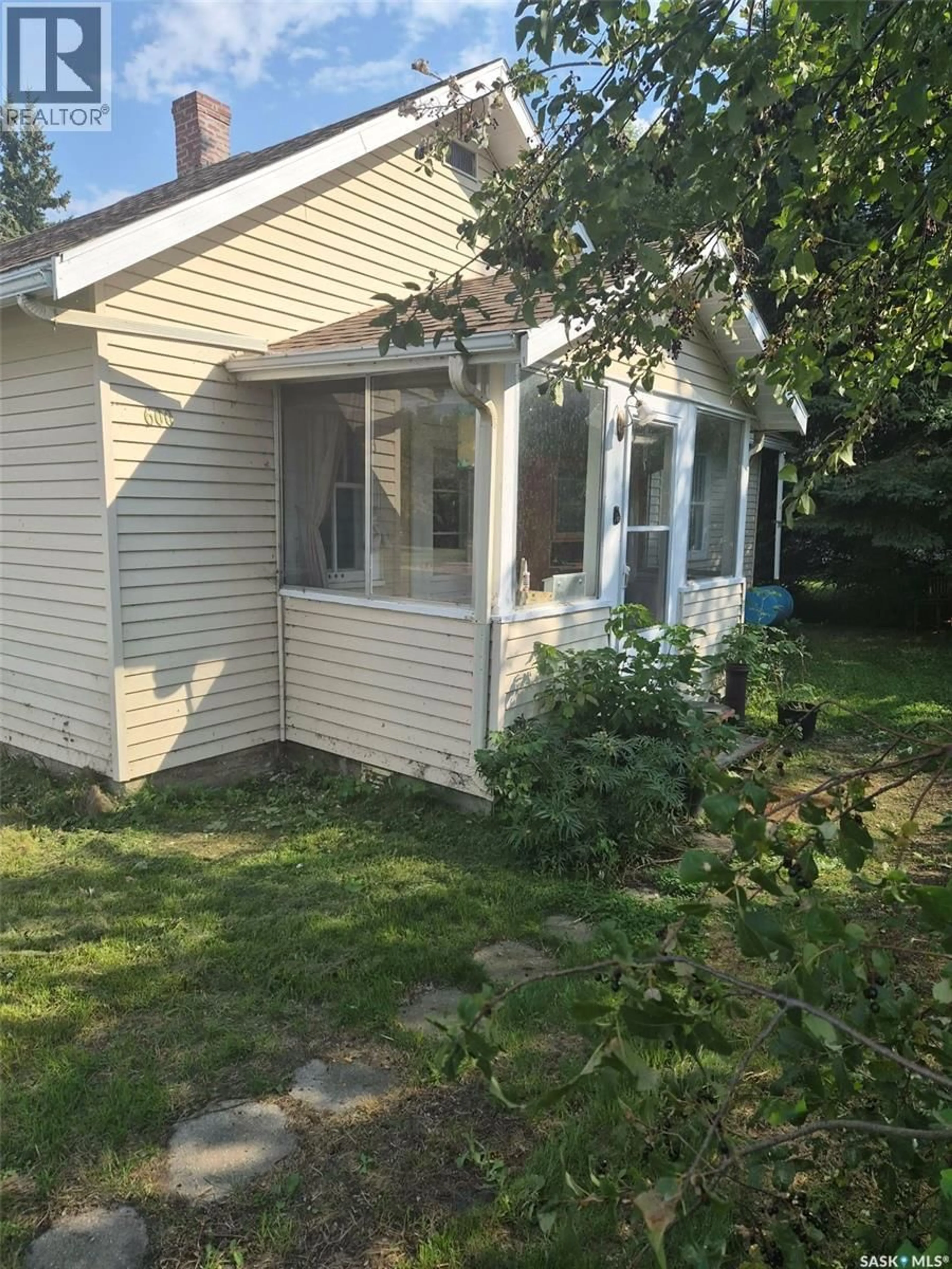 Unknown for 600 3RD AVENUE, Cudworth Saskatchewan S0K1B0