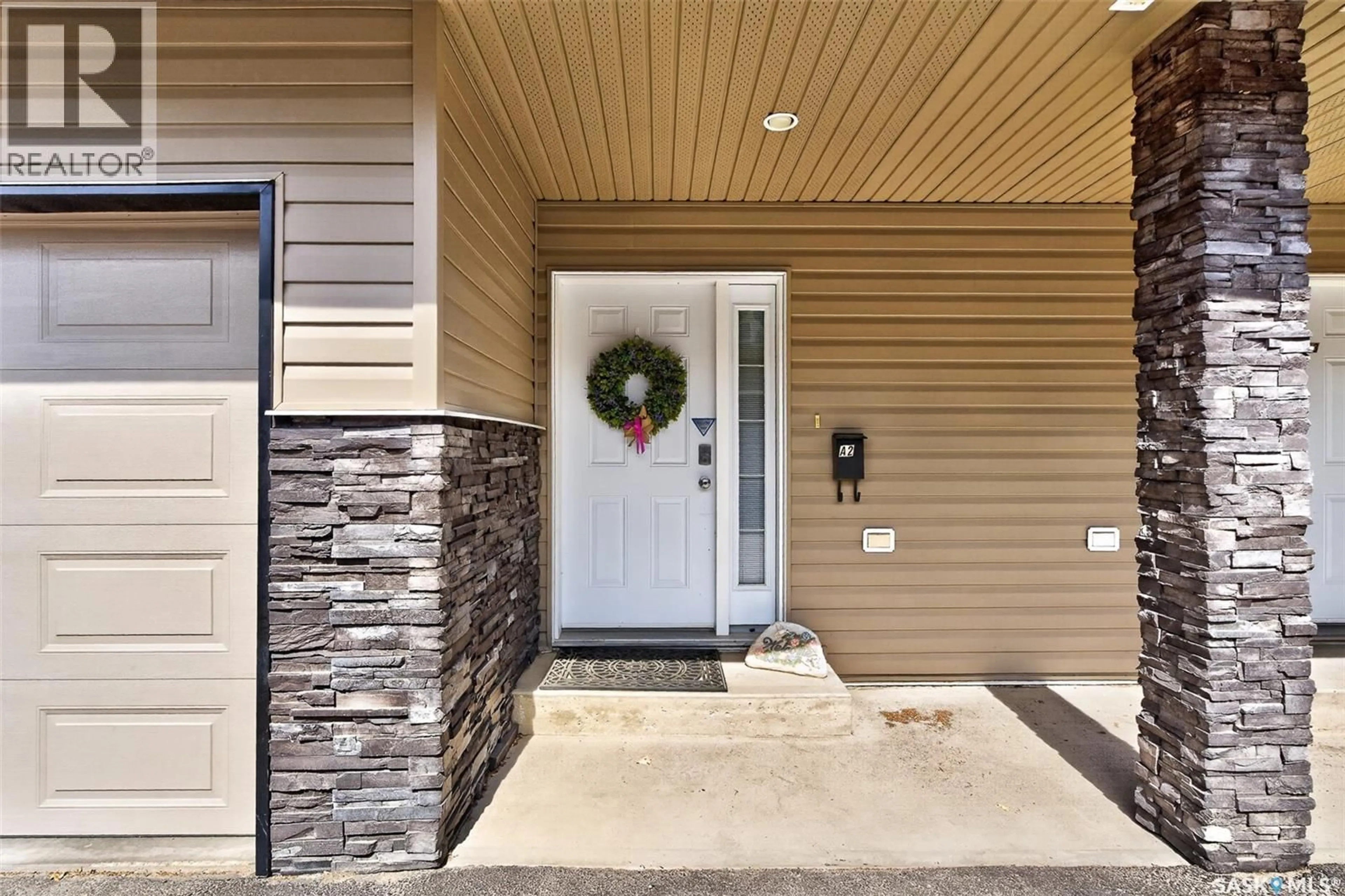 Indoor entryway for A2 - 33 WOOD LILY DRIVE, Moose Jaw Saskatchewan S6J1B4